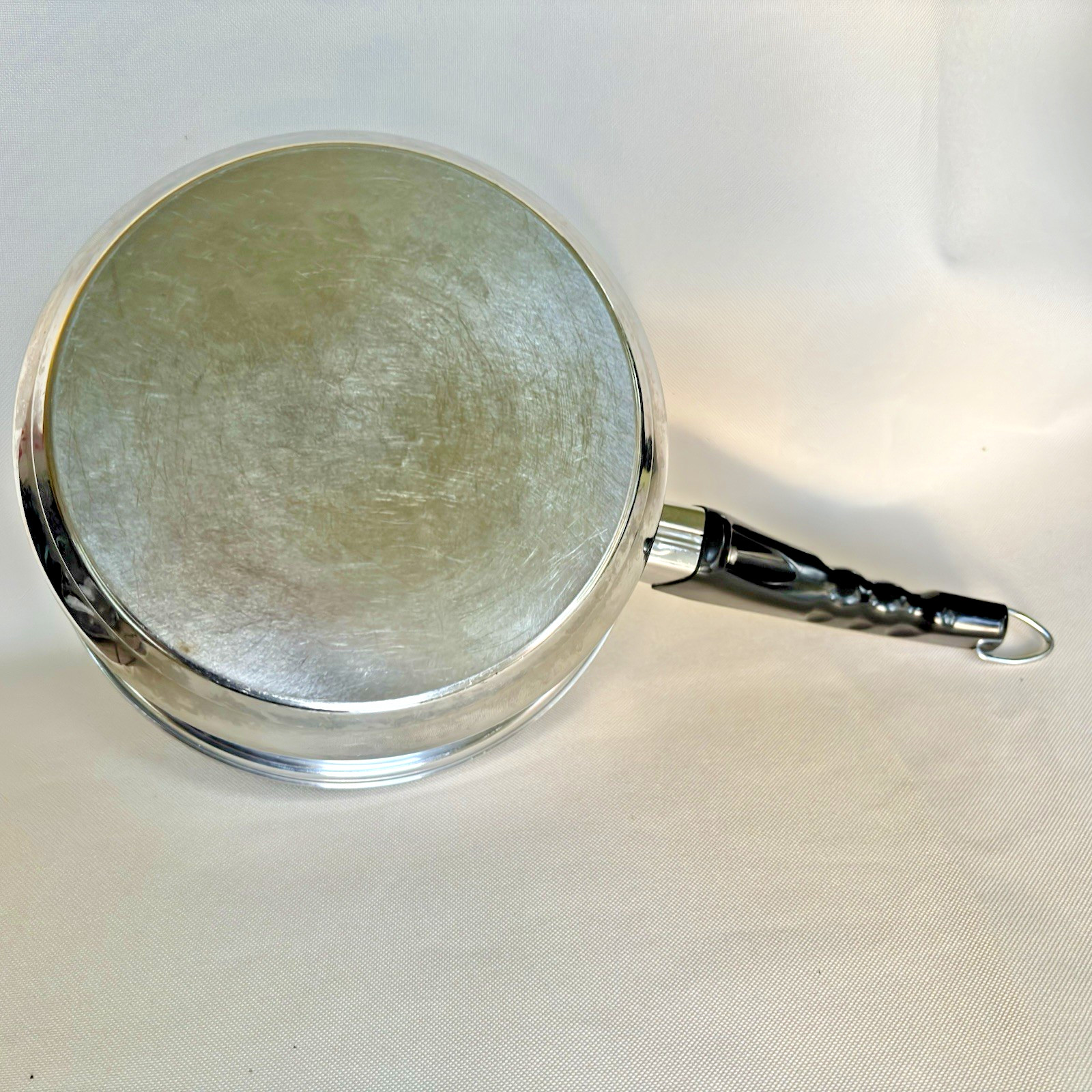 Kitchen Craft by West Bend 8.5” Heavy Duty Stainless Steel 2-3 Quart Pan w Dome