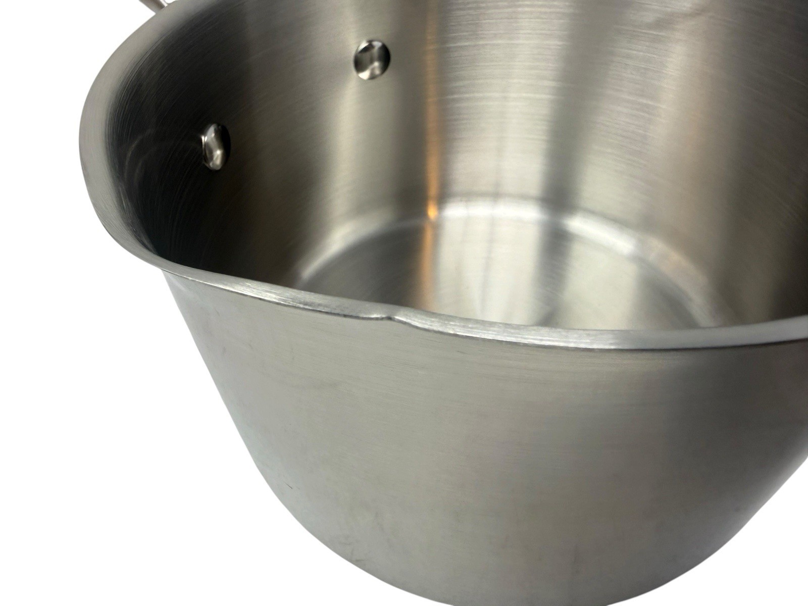 Calphalon 2 1/2 Qt 2.5 Saucepan Pot 87025 Dual Pour Spout Stainless Small Dent