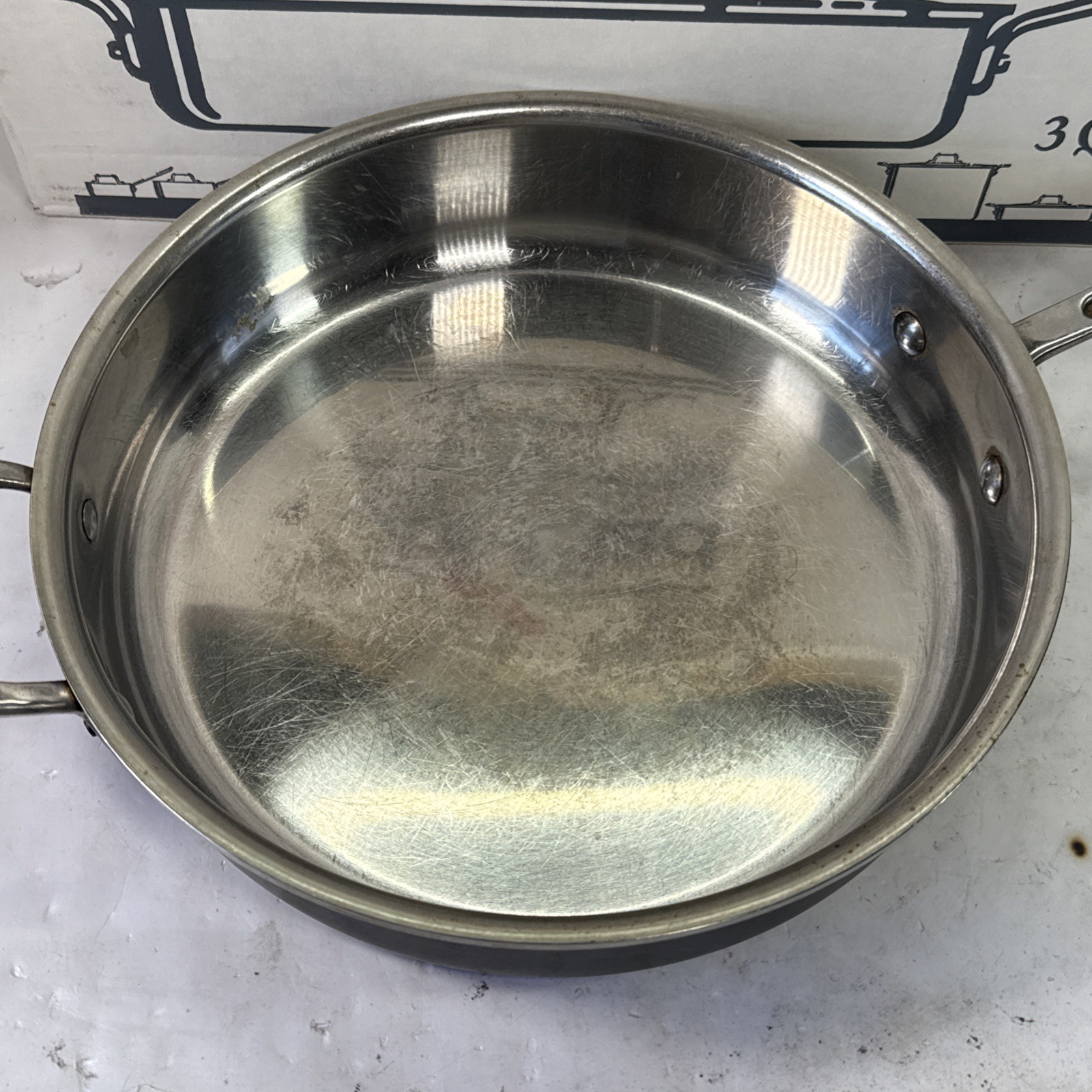 All Clad LTD Saute Pan 11″ 3qt Stainless Steel Anodized With Lid & Box Not Flush