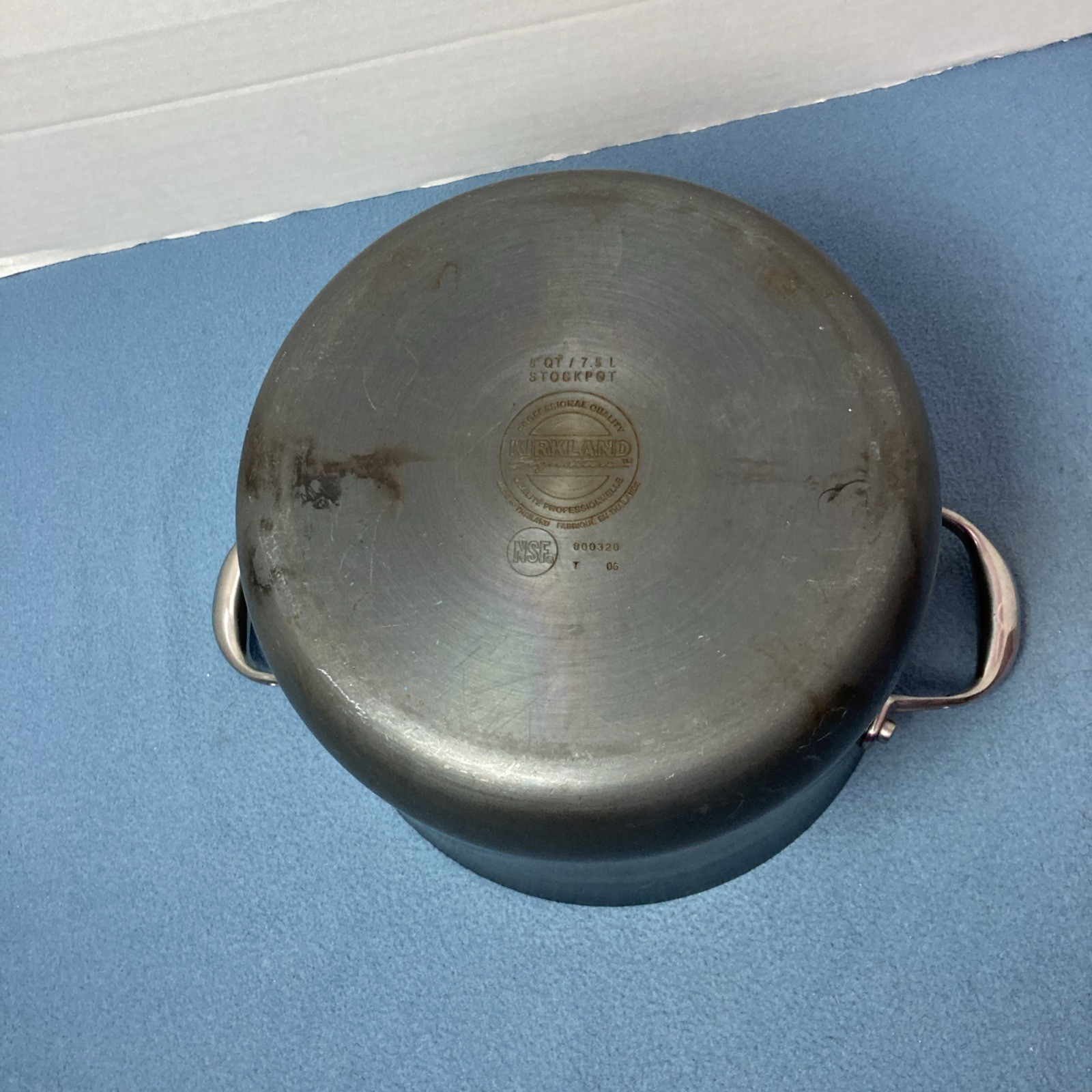 Kirkland Signature NSF Hard-Anodized Aluminum 8QT(7.5L) Stockpot w/Steamer & Lid