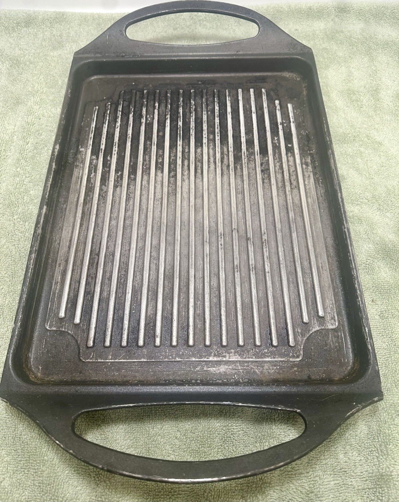 Table Craft Die-Cast Cookware Rectangular Grill Pan