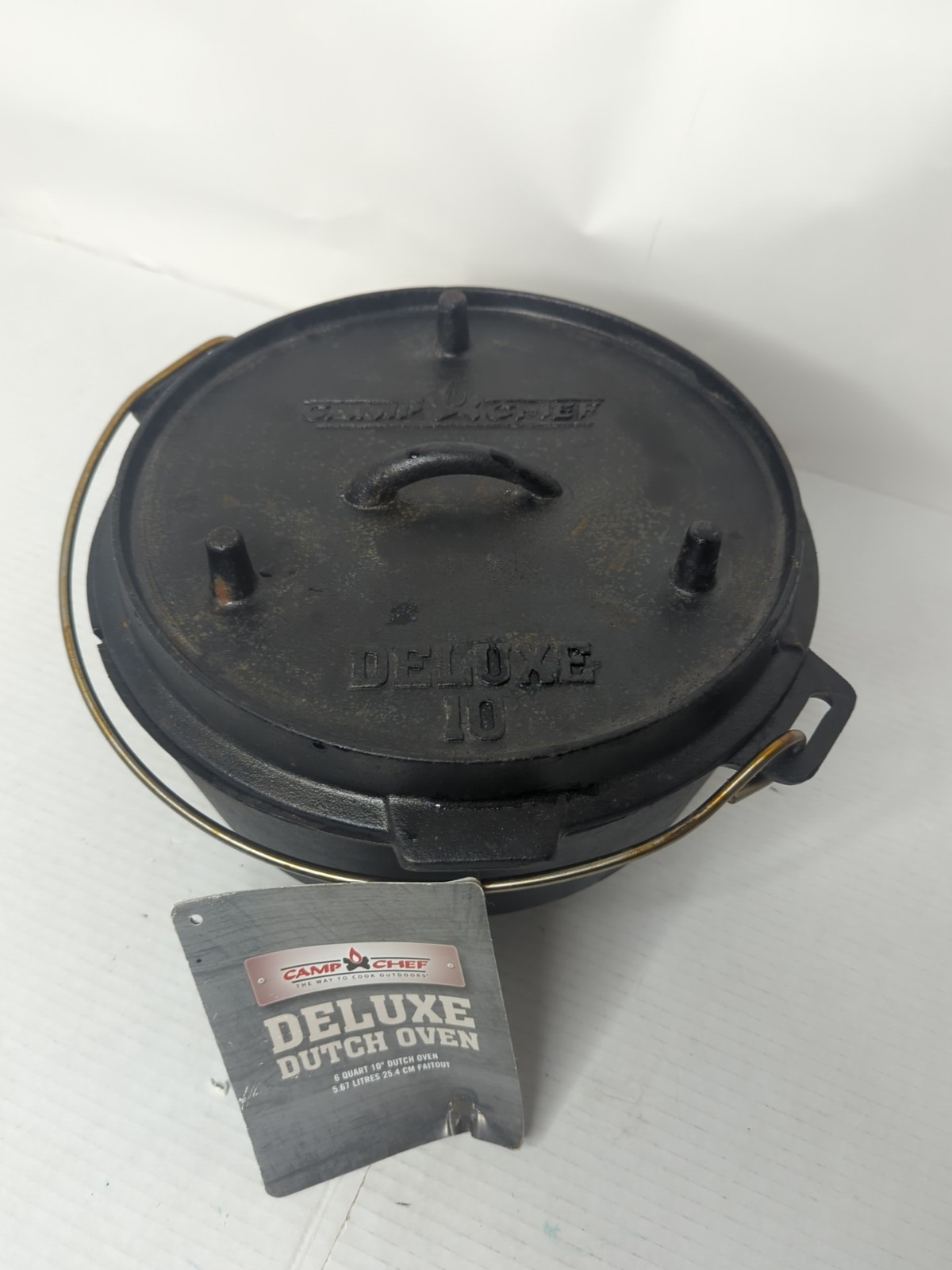 Camp Chef 10 in Dutch Oven Lid & Handle Pre-Seasoned Cast Iron Heavy Duty Unused