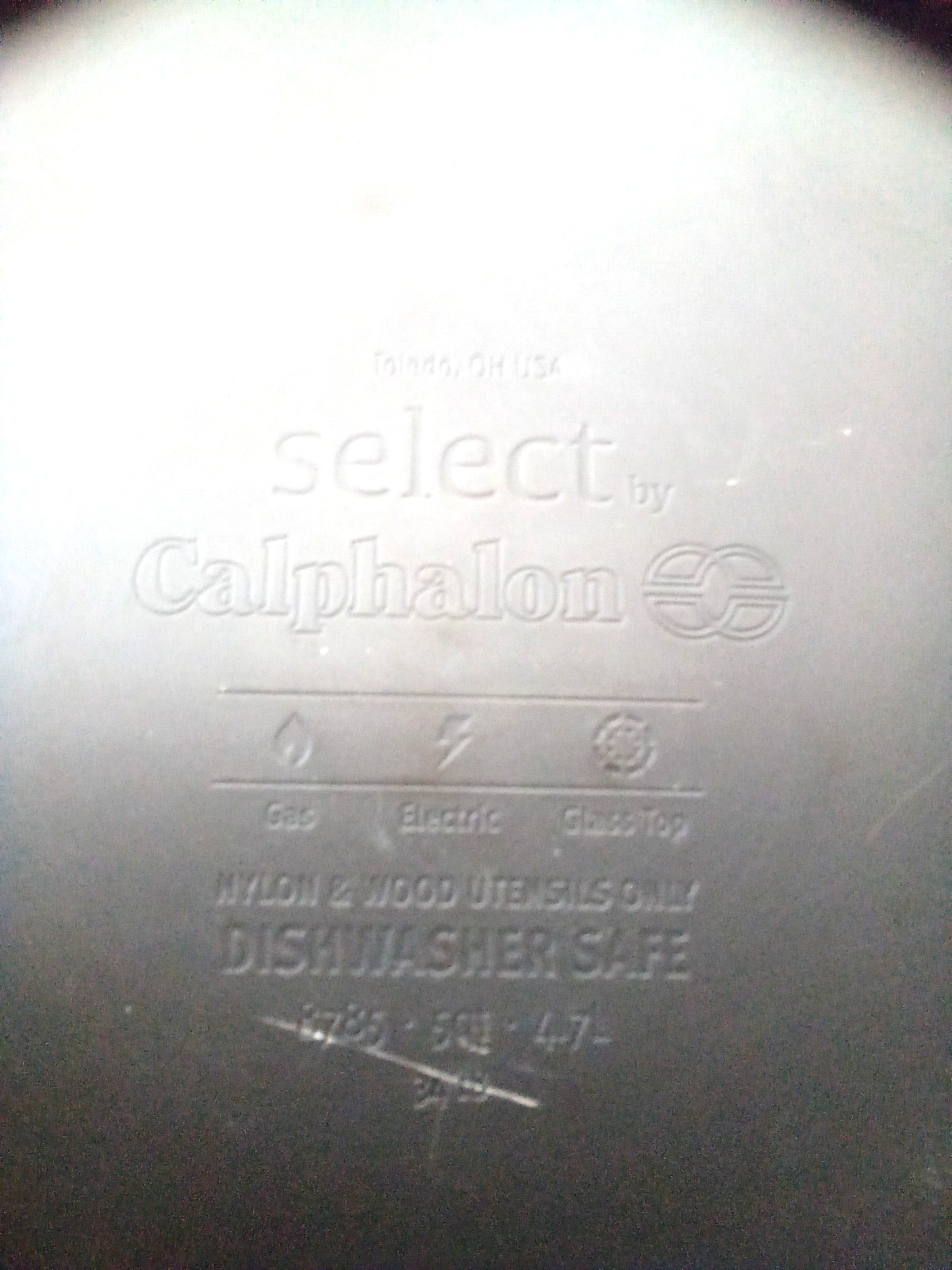 Calphalon Select 5 Quart Duch Oven Black With Lid Hard-anodized Aluminum 8785
