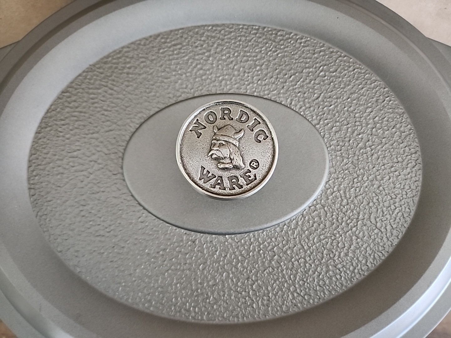 NORDIC WARE 6qt Dutch Oven/Roaster with Lid Cast Aluminum MADE IN USA