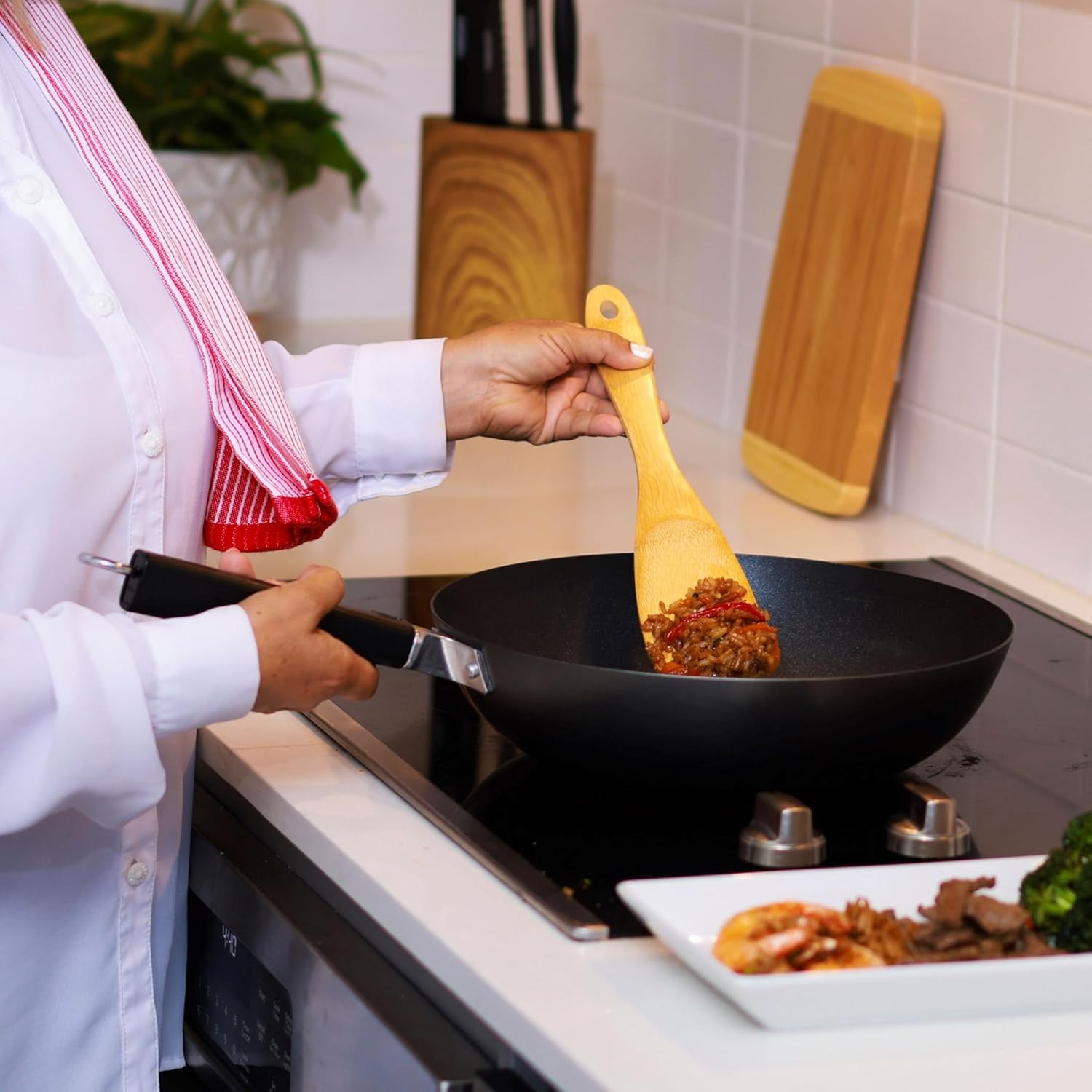 Professional Series 12-Inch Carbon Steel Excalibur Nonstick Stir Fry Pan