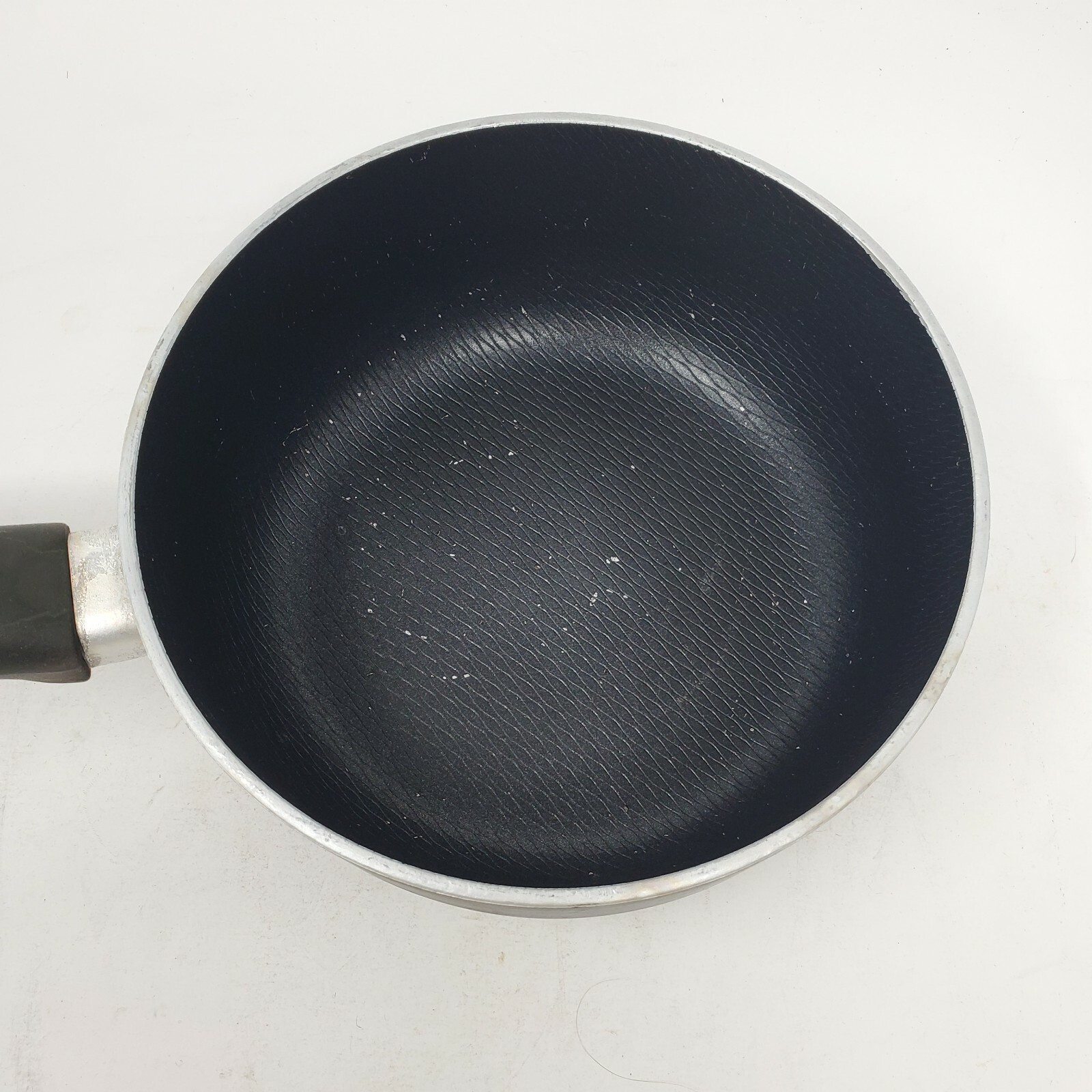 Vintage WearEver Aluminum 2 Quart Sauce Pan with Lid