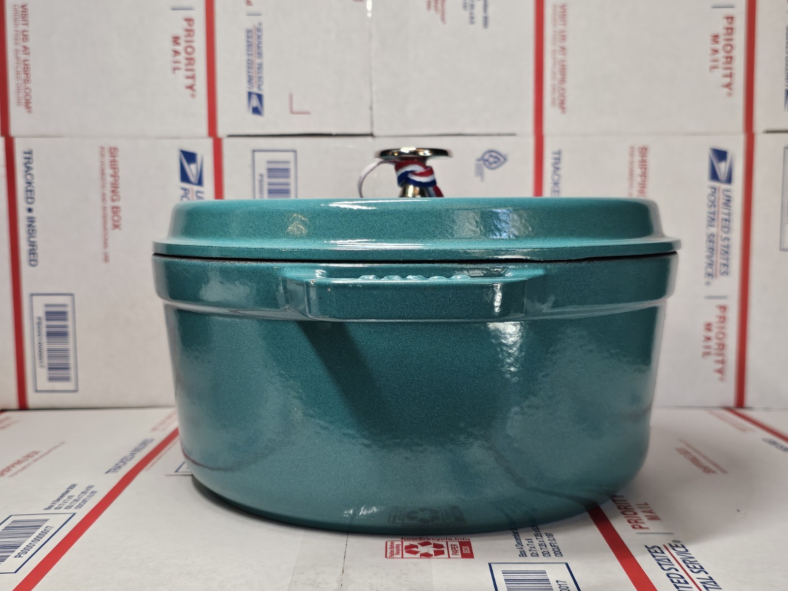 Staub Cast Iron 4-qt Round Cocotte, Mint Green, 11024105 New No BOX