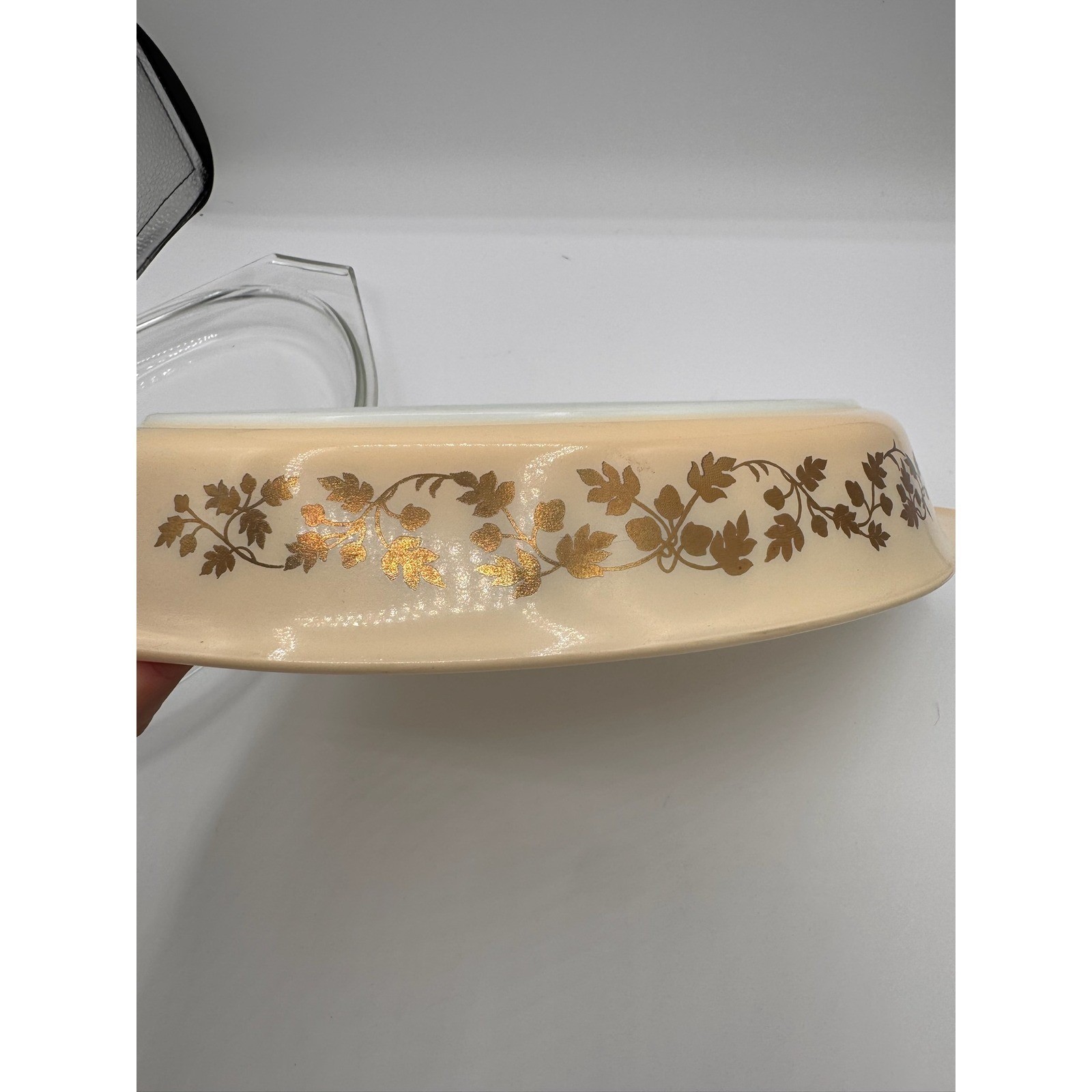 Pyrex Golden Acorn Divided Casserole Dish 1.5 QT 063 with Lid Vintage MCM Beige