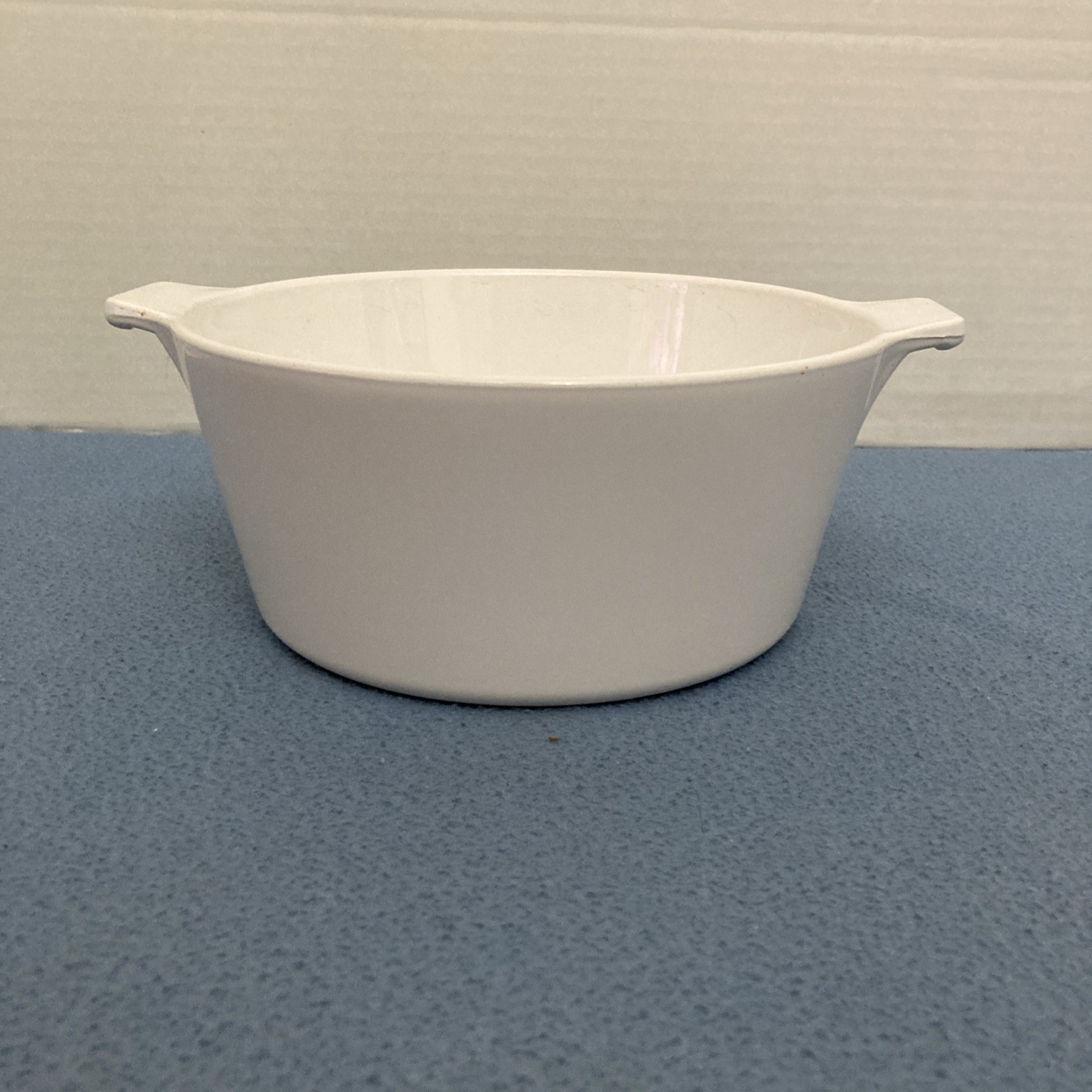 VTG Centura by Corning White 1 3/4 QT Round Saucepan w/Handles- No Lid