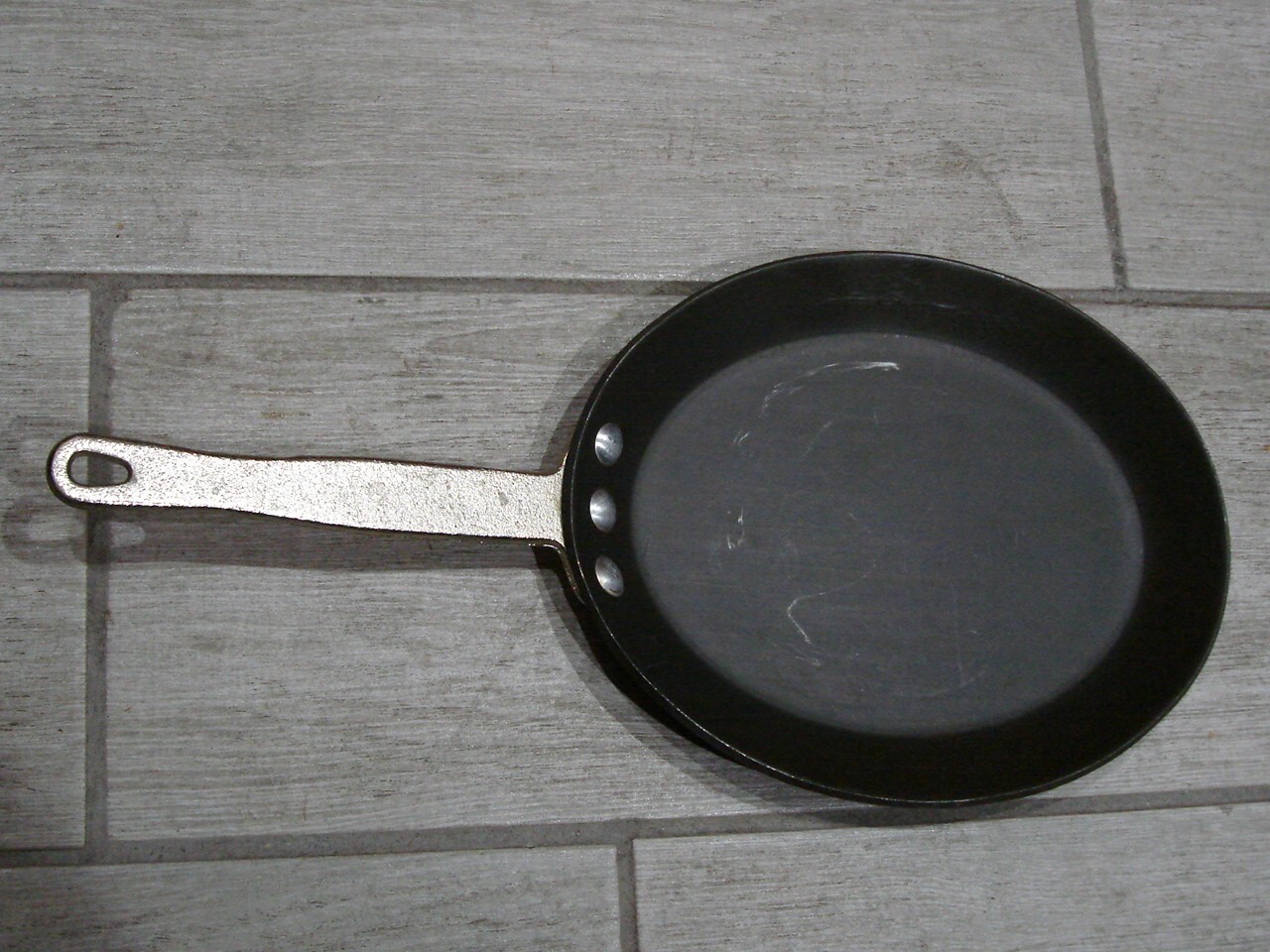 Commercial Aluminum Cookware G190 HC 10″X8″ Oval Skillet Pan Kitchen