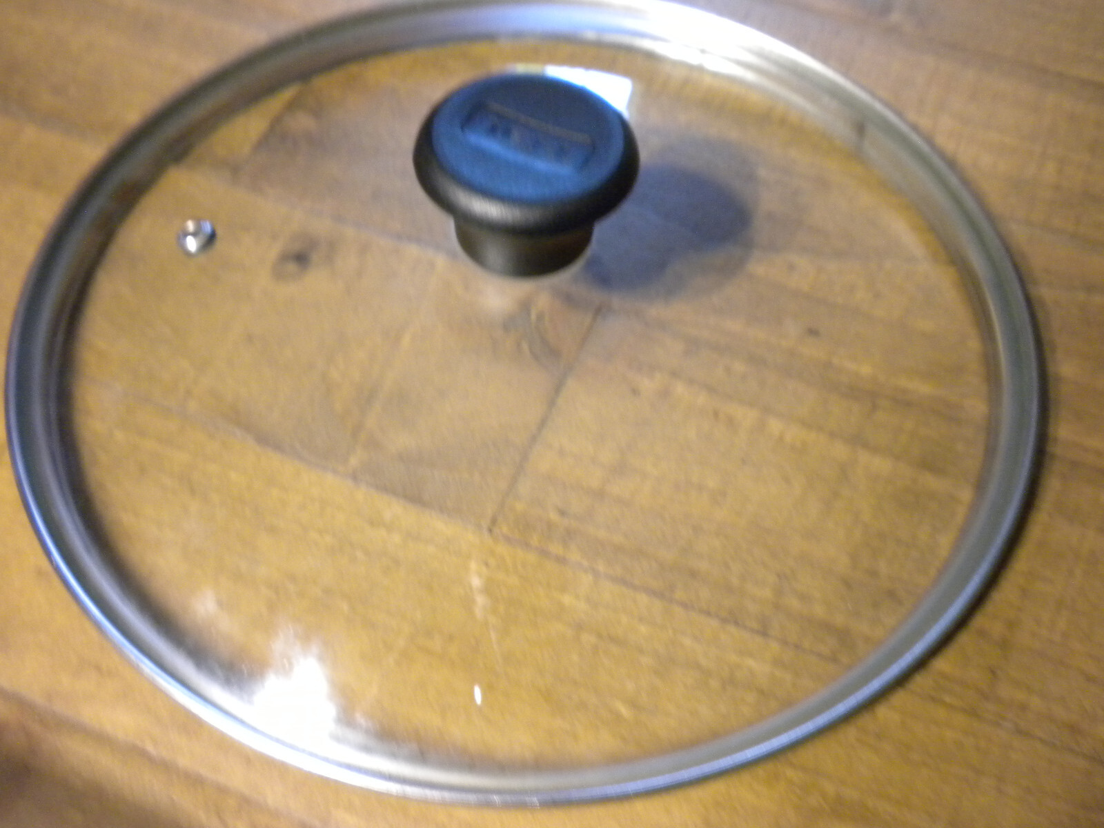 Large 11″ x 3-1/2″ T-Fal Tfal Red 2 Handle Pan With Clear Glass Vent Hole Lid