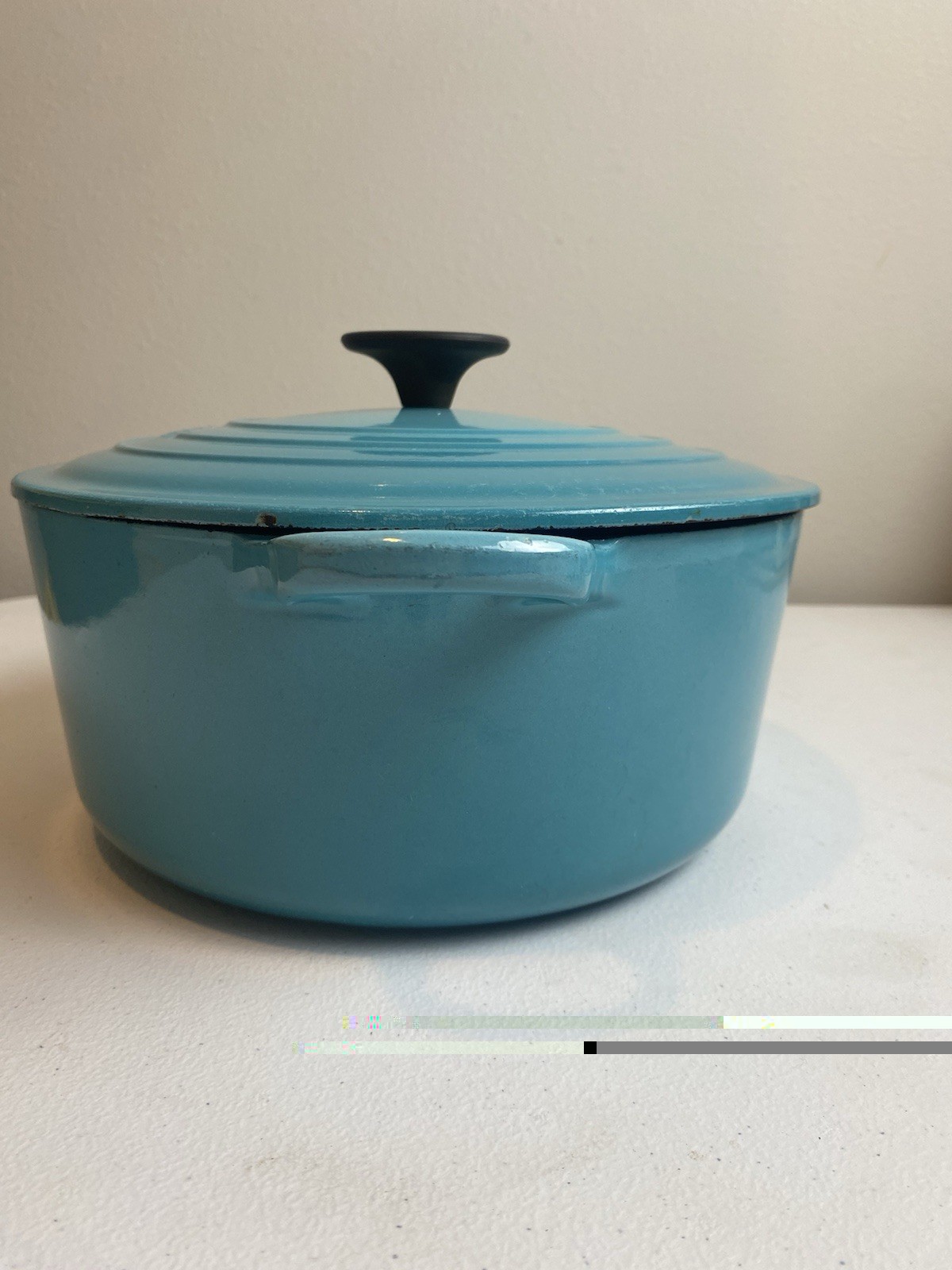 Le Creuset Signature #24 4qt Blue Caribbean Enameled Cast Iron Round w Lid