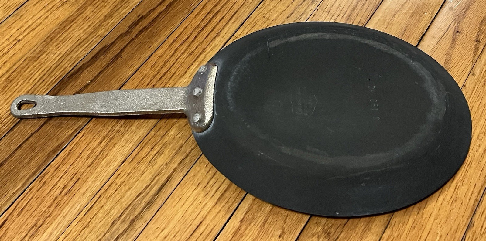 Commercial Aluminum Cookware G 190 HC 10″x8″ Oval Skillet Pan