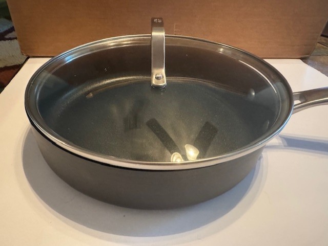NEW Calphalon CLASSIC HARD ANODIZED 3 QT / 10″ COVERED SAUTE PAN WITH COVER
