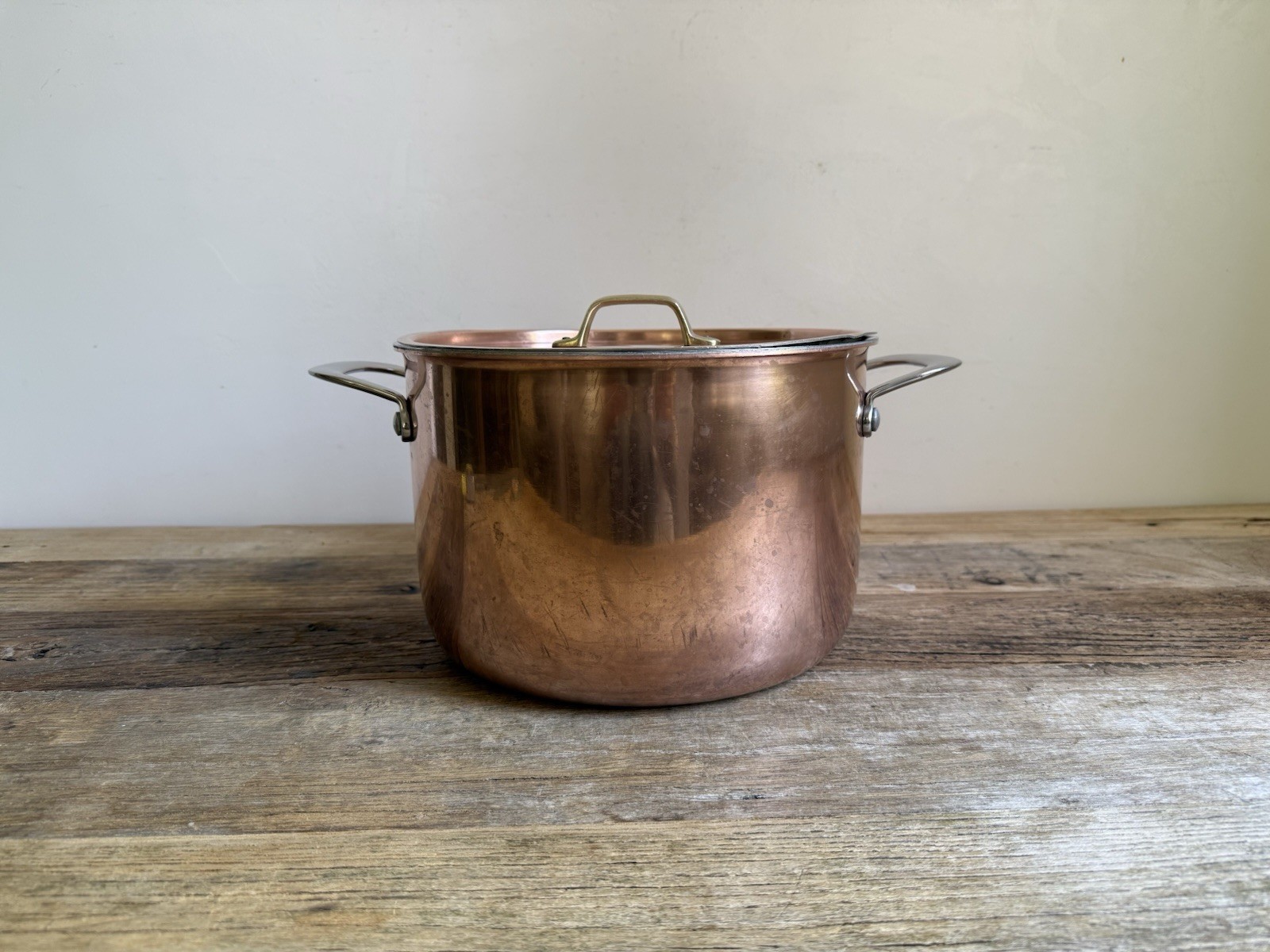 Copper Stew Pot with Lid – 25cm