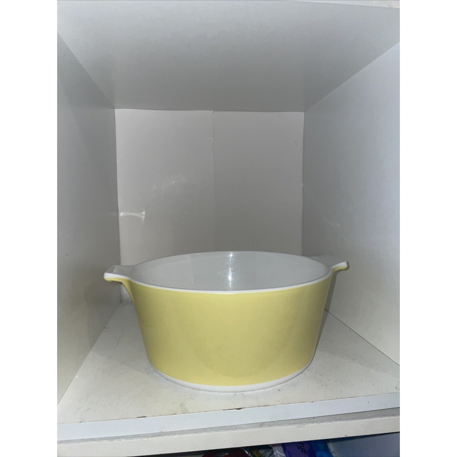 Vintage Corning Ware Butterscotch/Harvest Gold B 1 3/4 B Round Casserole USA