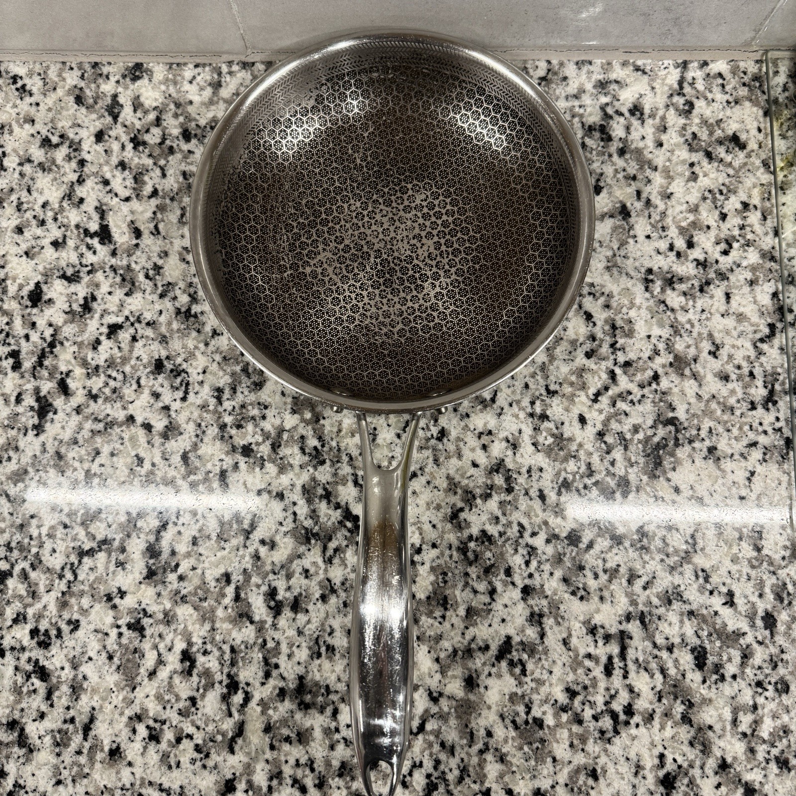 HexClad Hybrid Frying Pan Stainless Nonstick Skillet 8” Kitchen Chef Cook No Lid