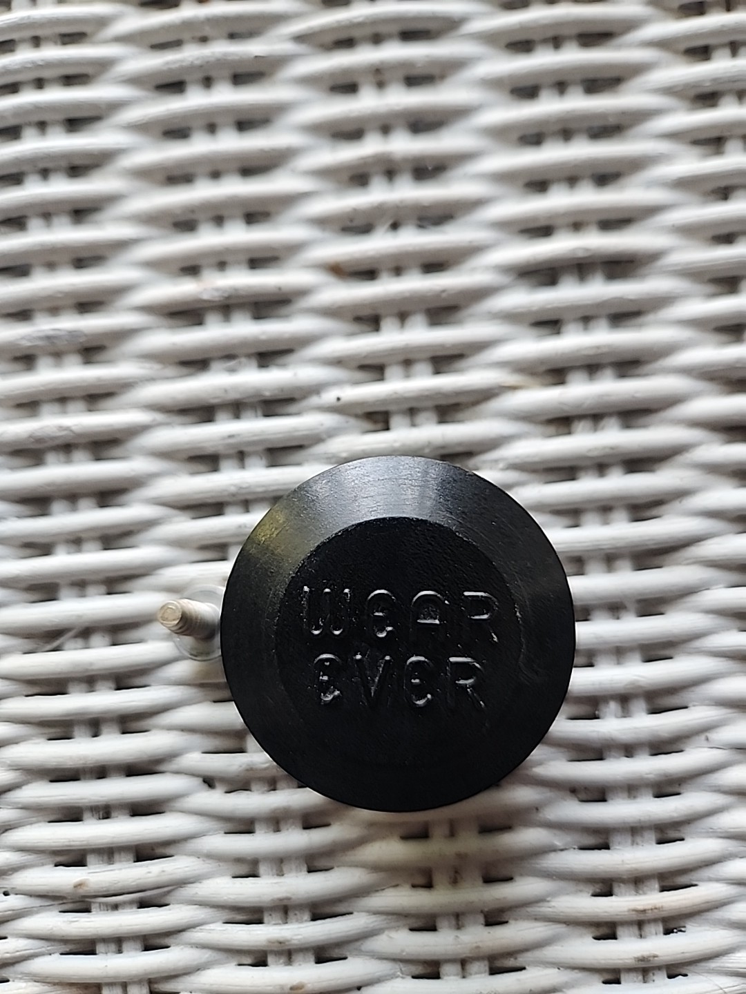 Wear Ever Vintage Replacement Knob – 1 1/2” Raised letters, W/Screw