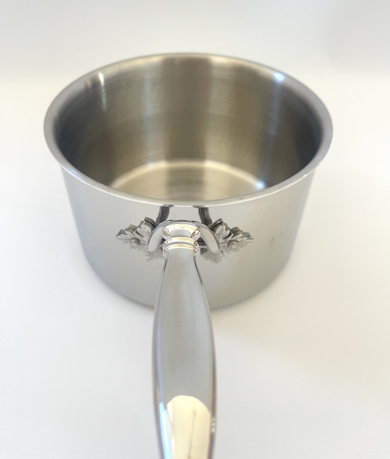 Ruffoni Opus Prima Hammered SS 3.5Qt/ 20 Cm Saucepan W/Garlic Knob Lid OPA2011Y