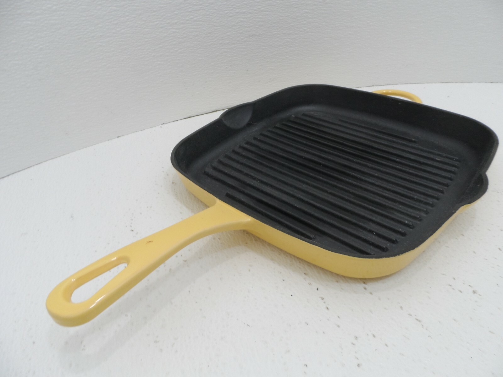 Technique Square Grill Skillet Enamel Cast Iron Cookware Bright Yellow 10″ x 10″
