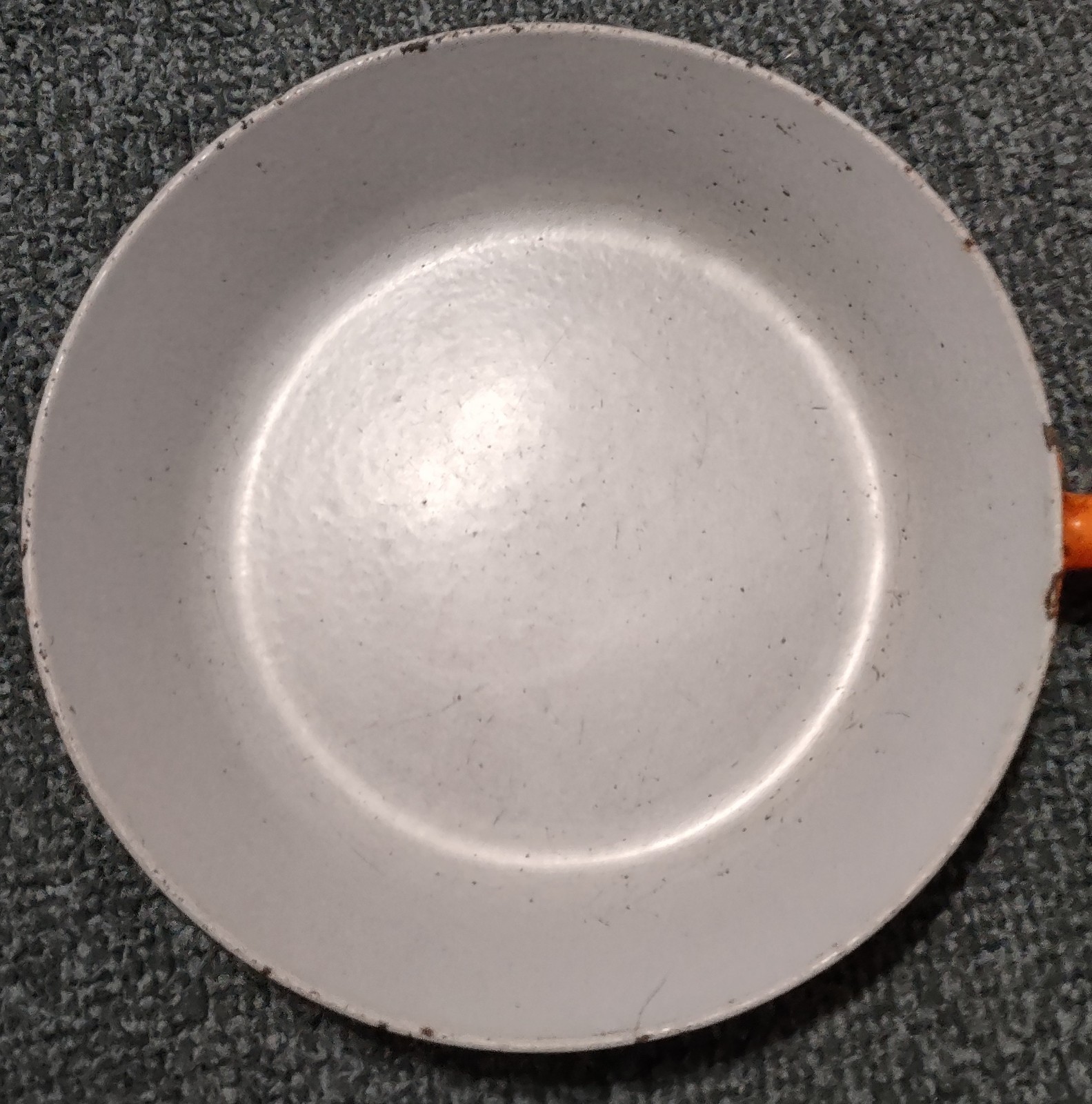 Vintage Le Creuset Cast Iron Enamel #24 ORANGE Skillet Pan & Wooden Handle