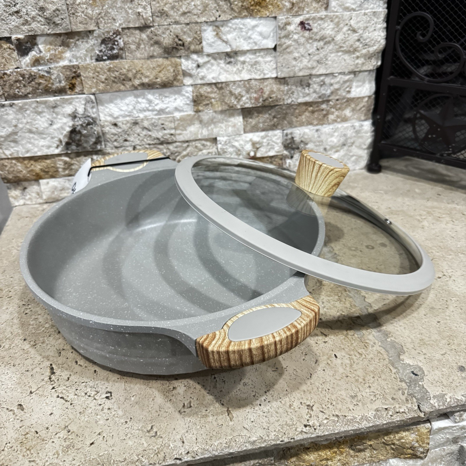 D&W Deane & White 4.2qt Low Casserole 11” Skillet W/Lid Nonstick “Beige” NEW
