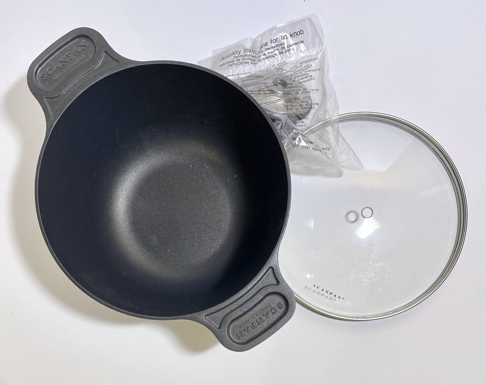 Scanpan Classic 2 Quart Covered Nonstick Ceramic Titanium Saucepan Fondue Set