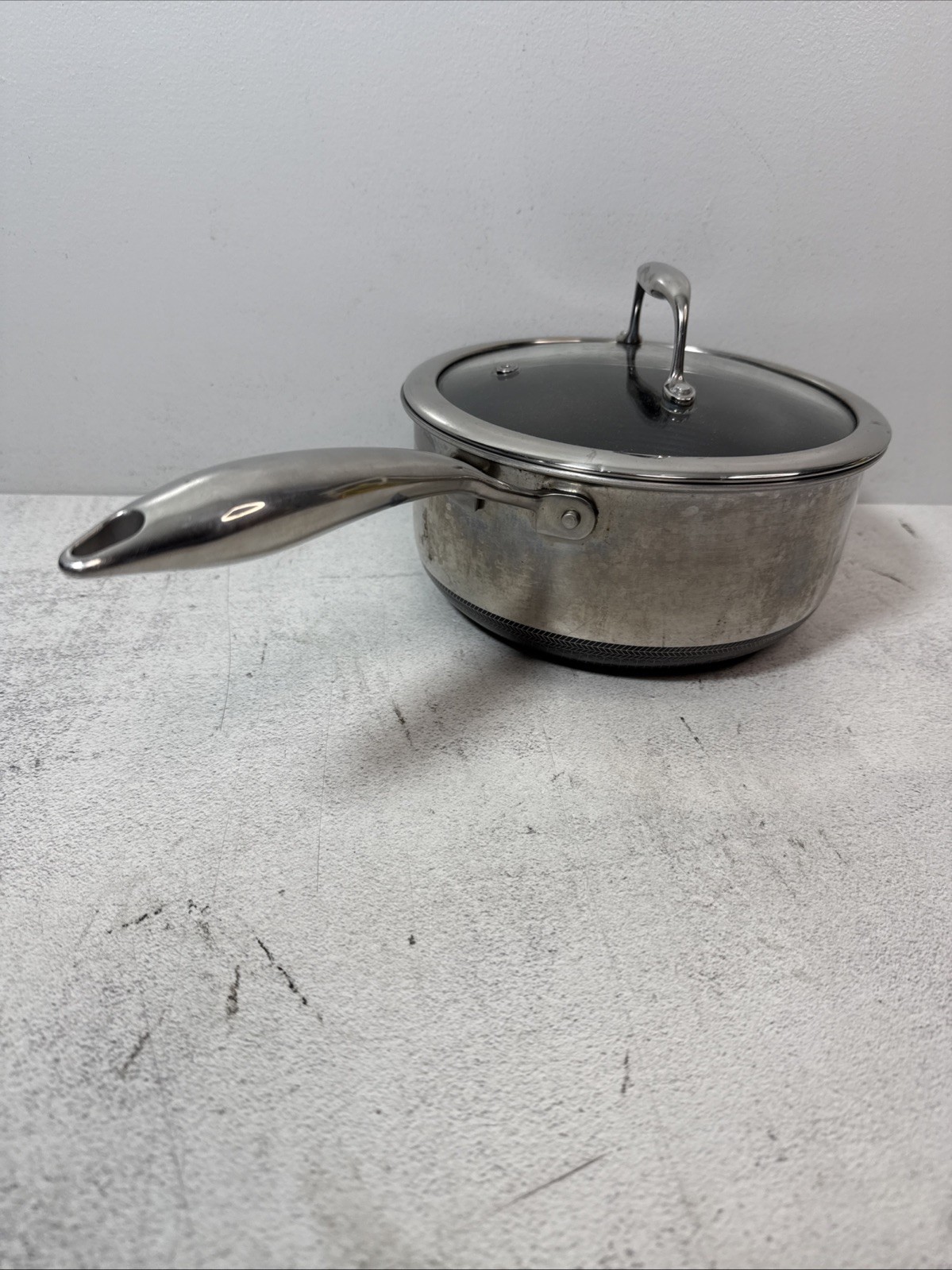 Hexclad Hybrid Nonstick 3 QT Quart Saucepan Pot 8″ With Glass Lid *AS IS*