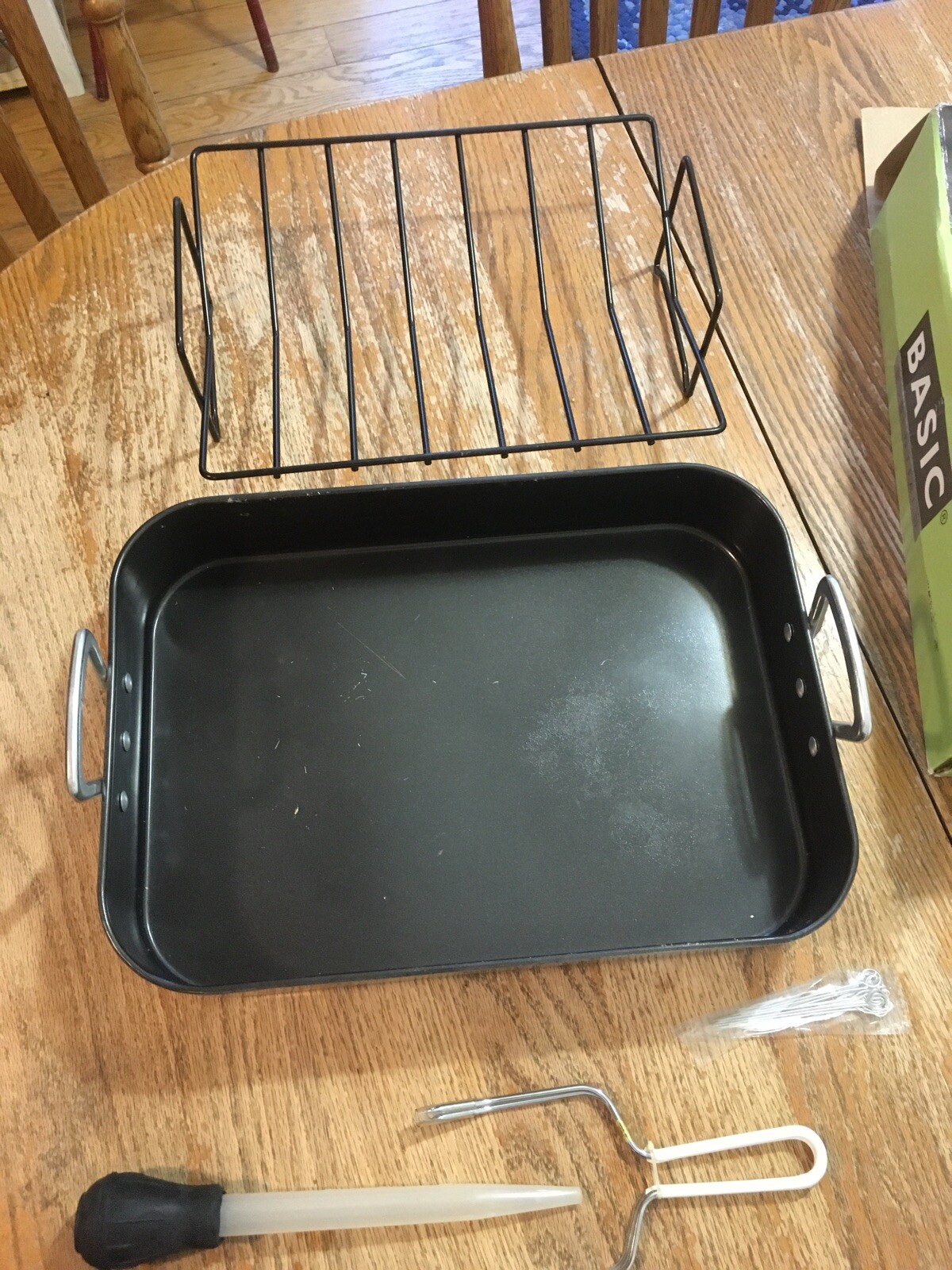 Basic Essentials Non-Stick Turkey Roaster with Removable Rack and Accessories