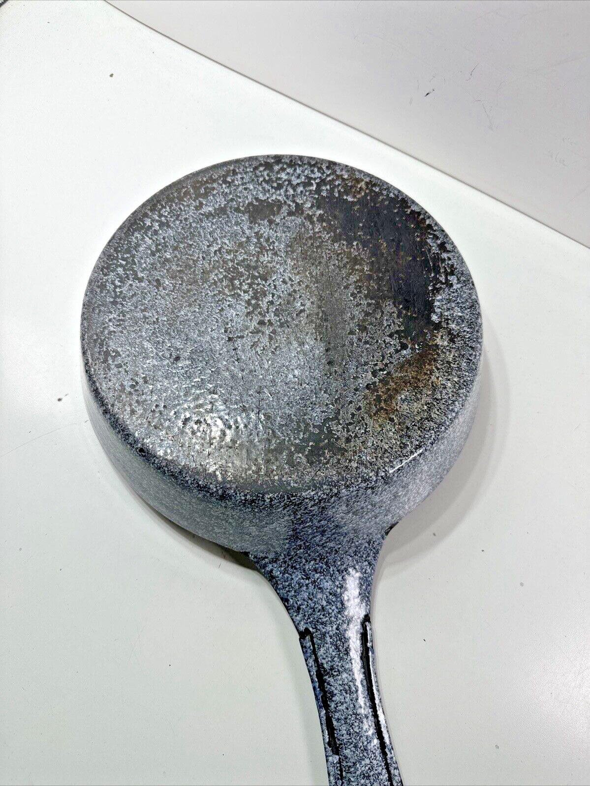 VINTAGE “QUICK MEAL 5″ GRANITEWARE 10.25” FRYING PAN LT. BLUE & BLACK