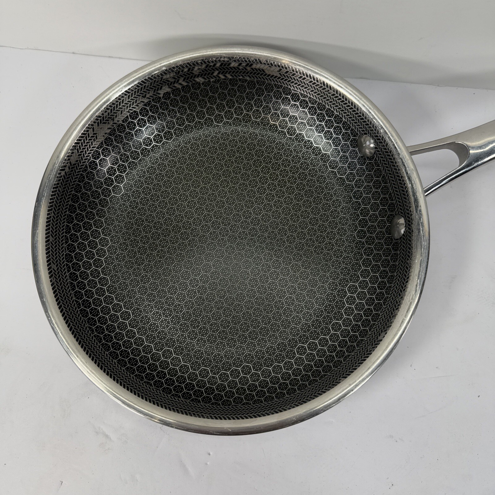 HEXCLAD 8″ Hybrid Fry Pan Stainless Steel Non-Stick Frying Pan (No Lid)