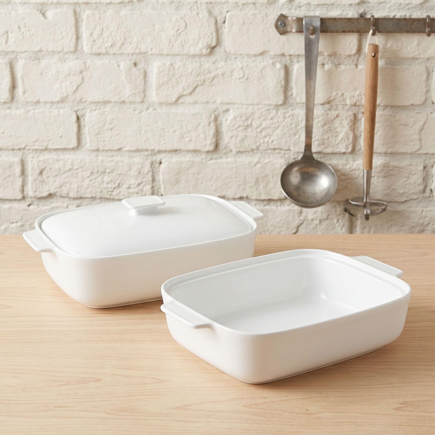 jinsongdafa 10″ x 7″ Ceramic Casserole Dish 1.7 Quart with Lids and Handle