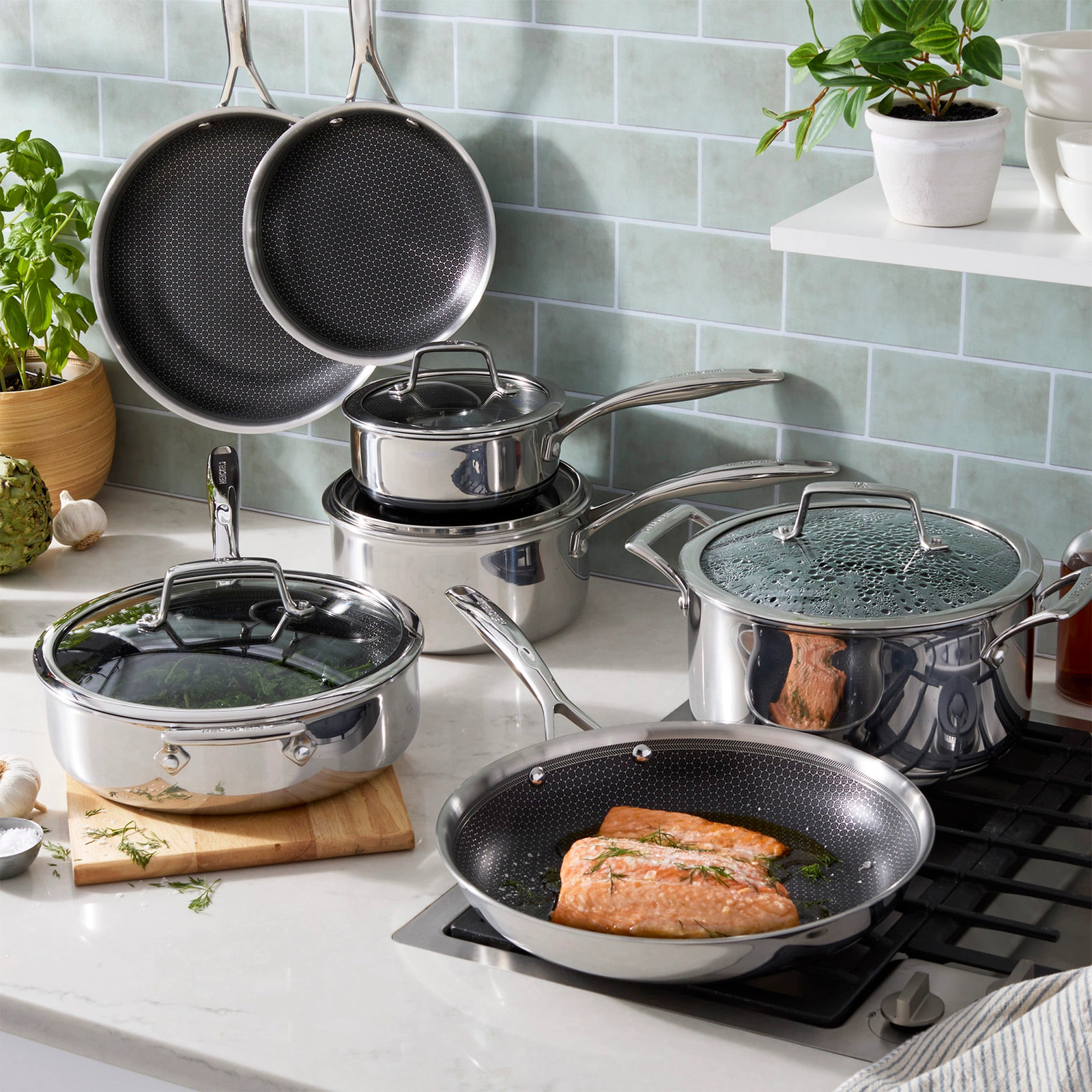 Henckels Paradigm Ceramic Non-Stick 11-piece Cookware Set, Stainless, NEW