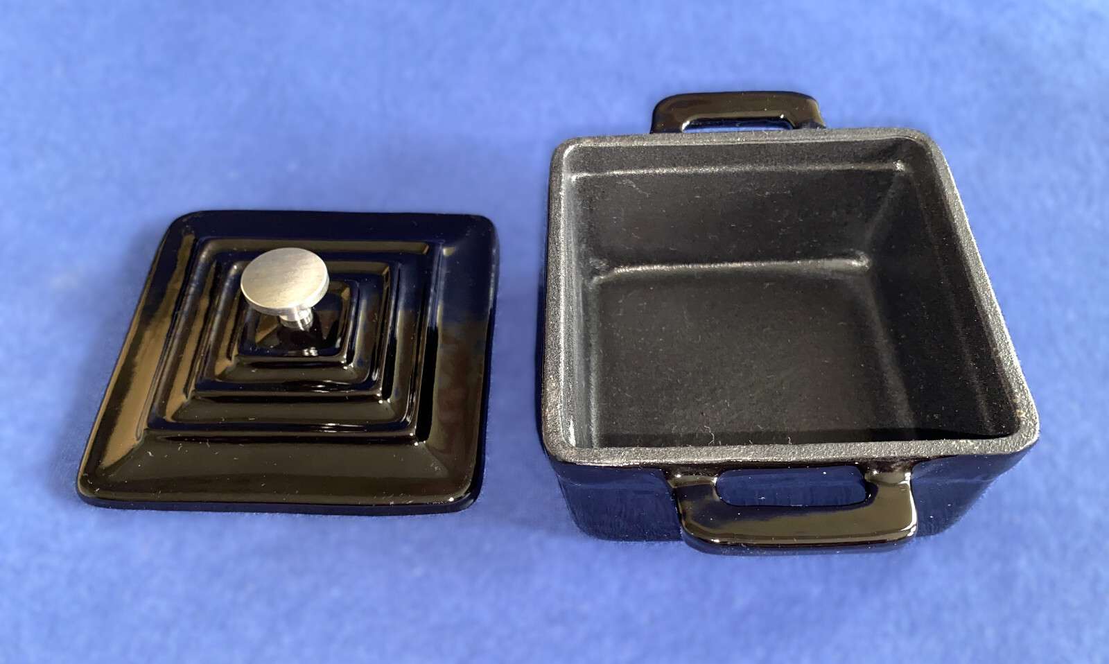 Gorham by Lenox Enamel Mini Cast Iron Cocotte Server, 3.75×1.75 in