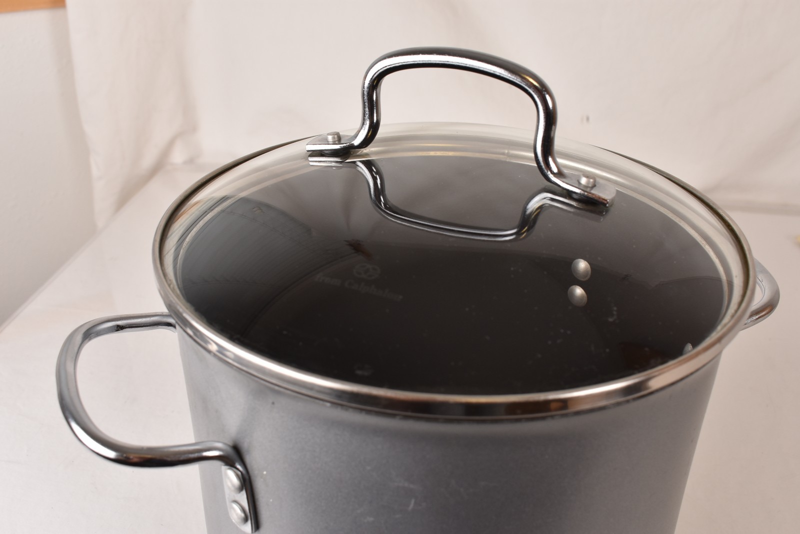 Calphalon Commercial Nonstick 6.5QT Stock Pot w/Glass Lid Model 8706.5