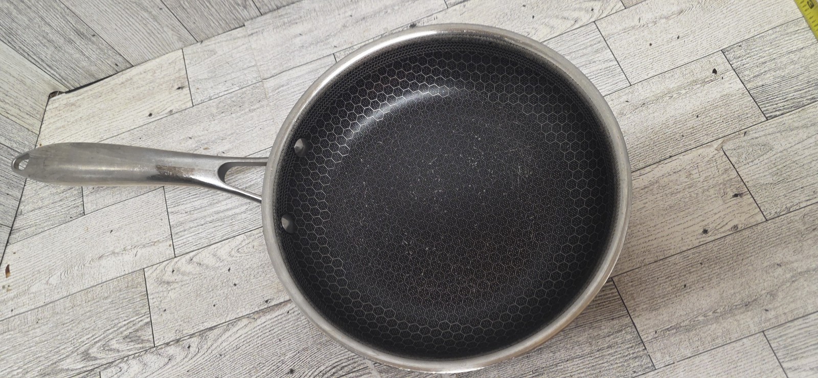 HexClad Hybrid Non-Stick 8-inch Frying Pan – Hybrid Cooking Pan Used