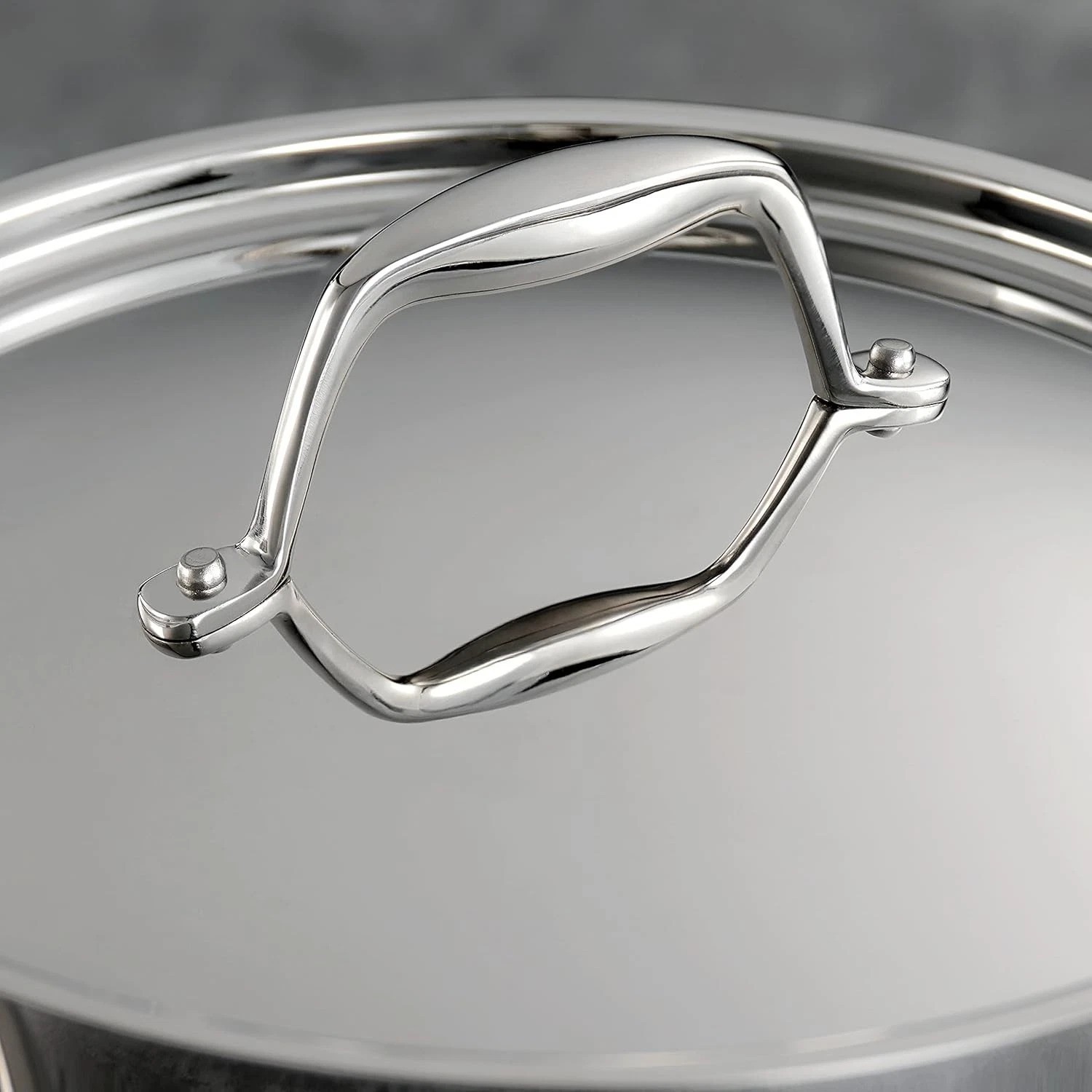 Signature Tri-Ply Clad Stainless Steel 1.5-Quart Sauce Pan with Lid, Inductio…