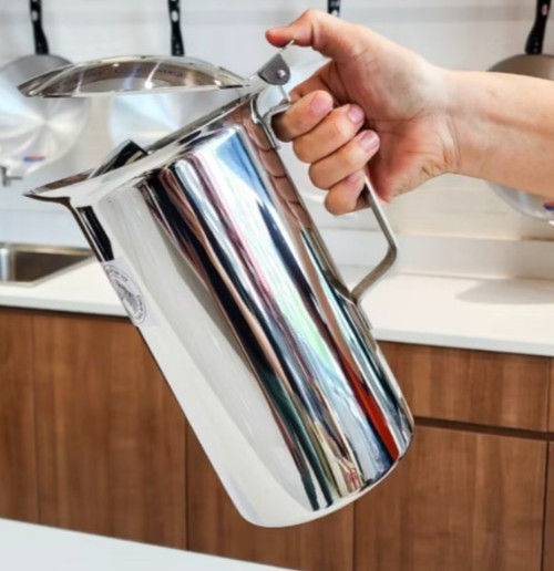Thai Zebra Brand Water Jug Pouring Mouth with Lid Kitchenware Stainless 1.9L
