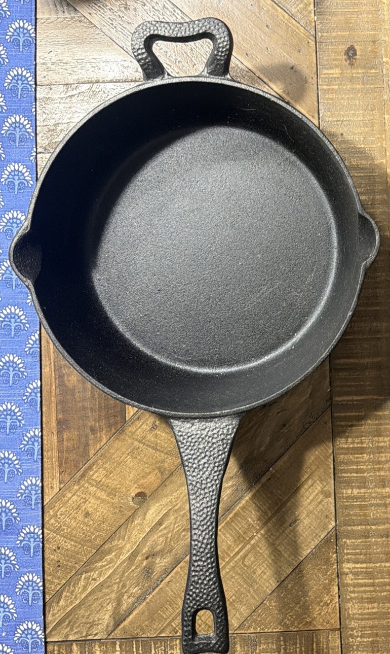PAULA DEEN 12″ HAMMERED DEEP CAST IRON FRY PAN SKILLET NO BOX Little Wear