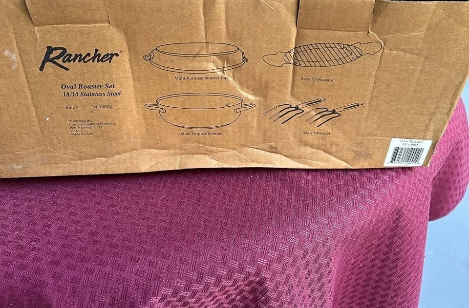 New 18/10 Stainless Steel Oval Roaster Set w/Accessories Rancher M10002