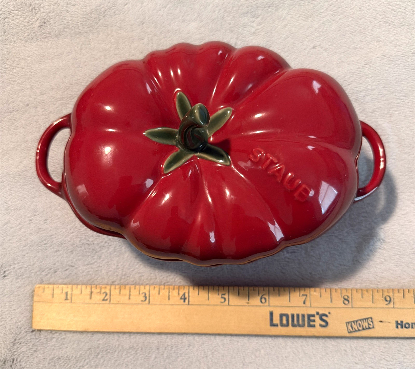 Staub Ceramic Petite Tomato Shaped Cocotte Mini Dutch Oven With Lid
