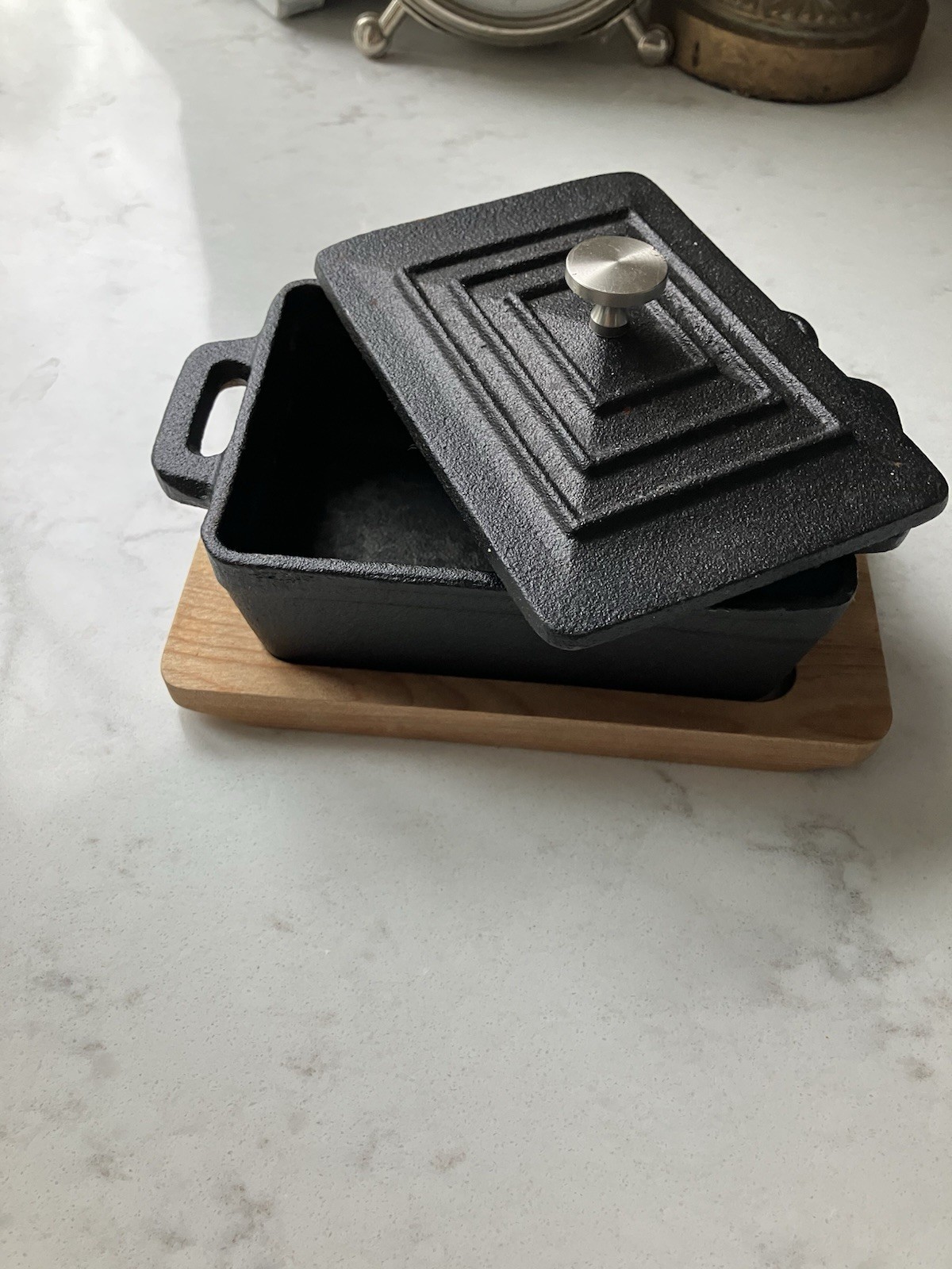 Master craft Black, Mini Cast Iron Rectangular Dutch Oven, 6”X 3.5″ X 2”