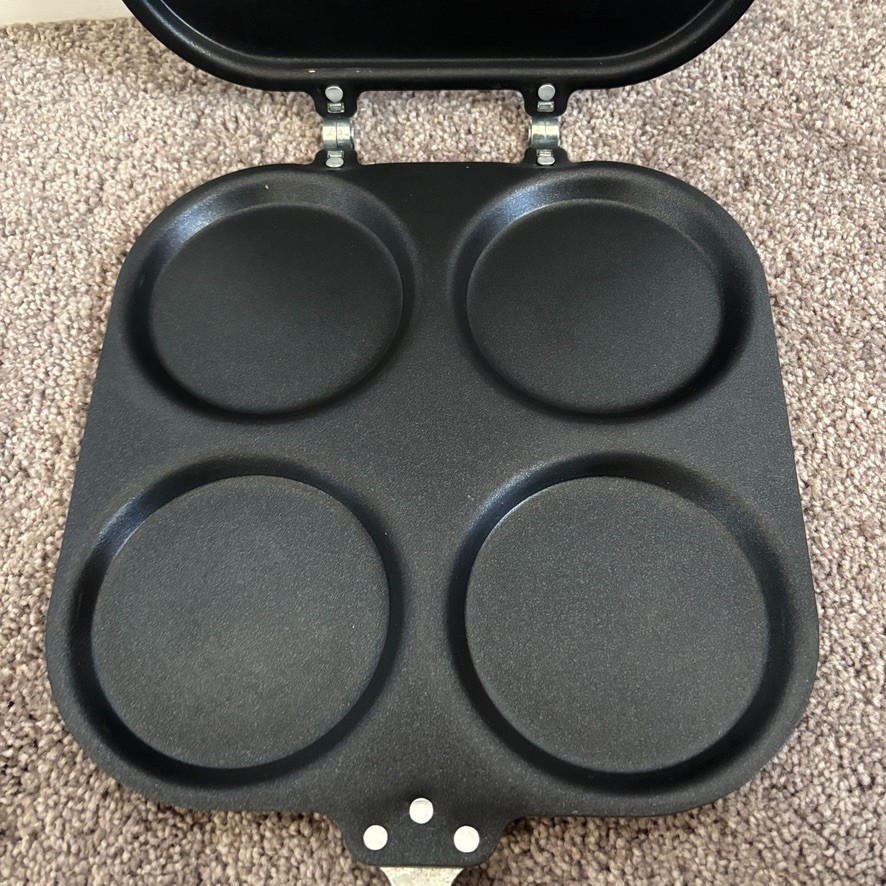 2-Piece Hinged Aluminum Griddle & Pancake Nonstick Teflon 10″ – 4 x 4″ Pancakes