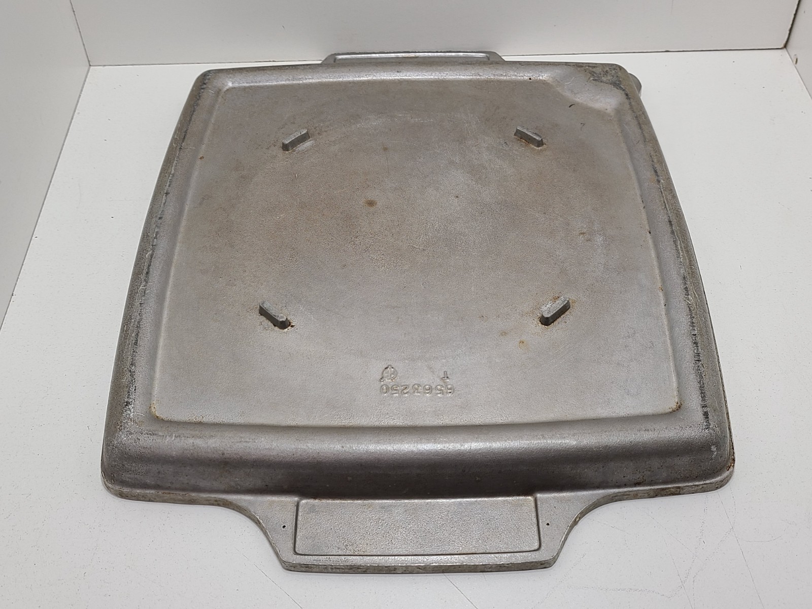 Vintage Frigidaire Cast Aluminum Square Griddle or Fry Pan No. 6563250