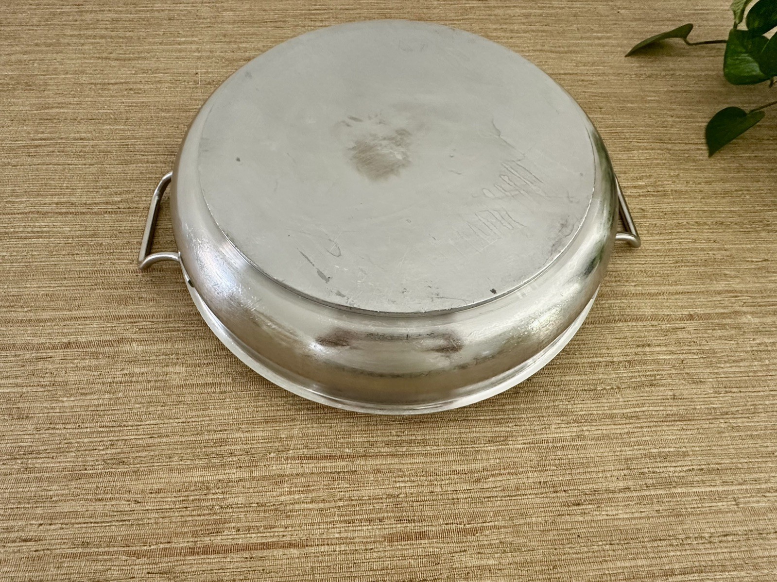 Vollrath 3157 Centurion French Omelet Pan – 4.25 Quart – Stainless Steel