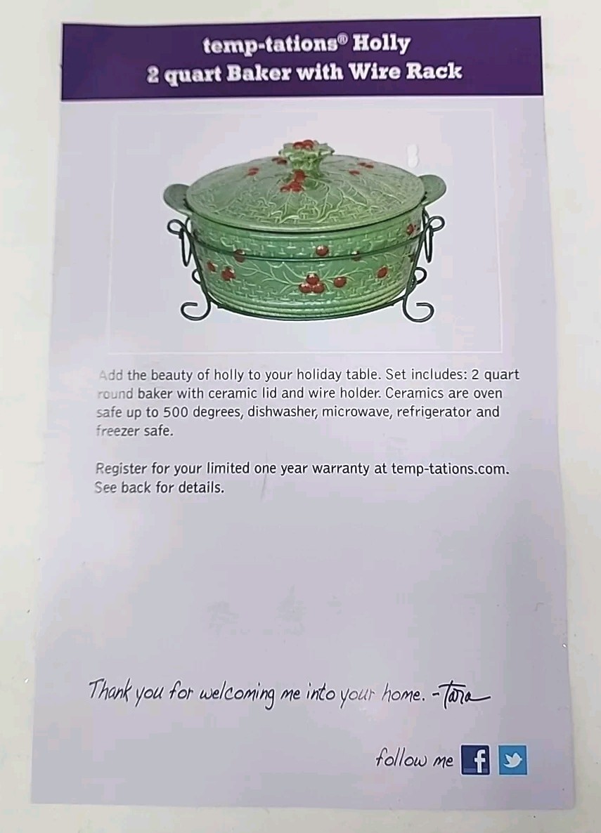 Temp-Tations Ovenware Green Holly Berry 2 QT Round Casserole dish w/Lid & Rack