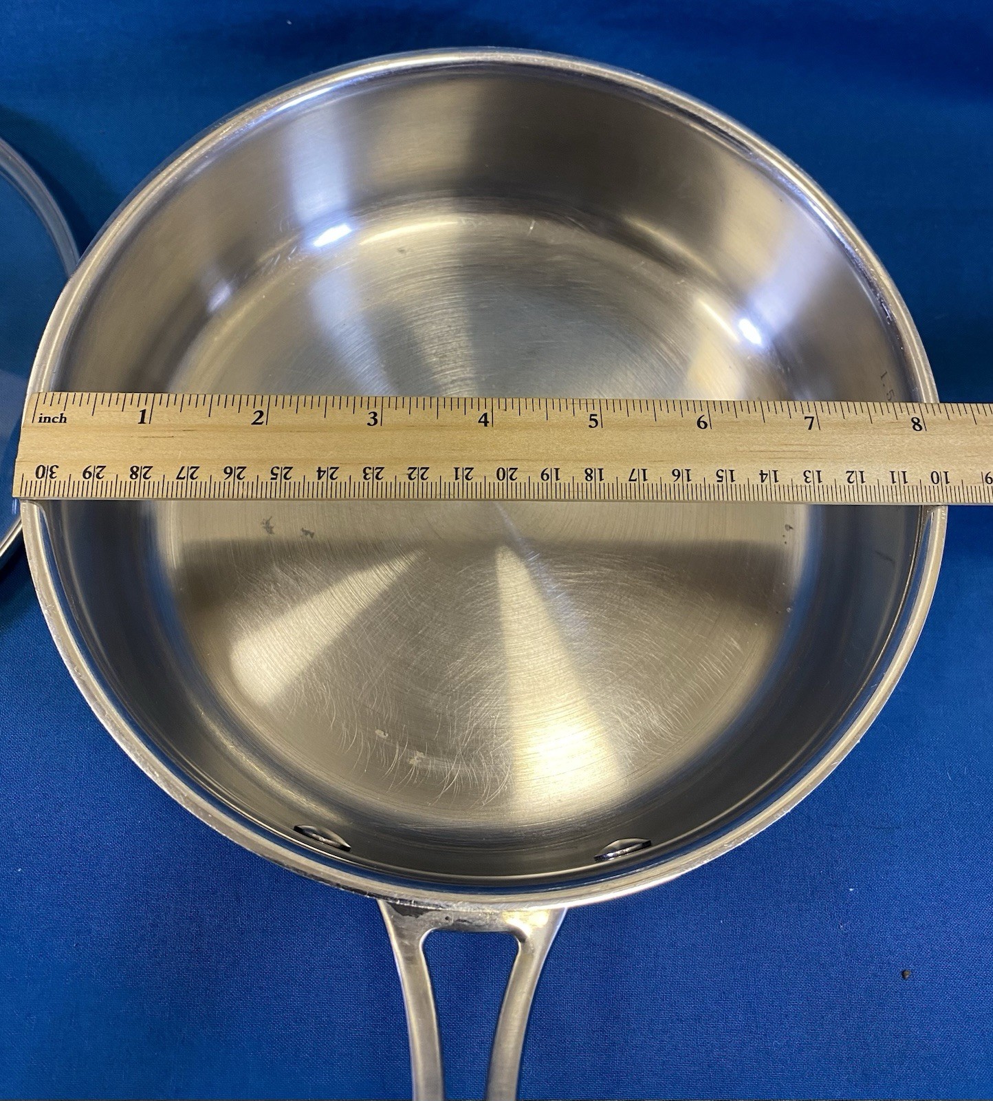 Cuisinart M8833-20 Stainless Steel 2.0 Qt Saute Pan 9 Inch Silver With Lid
