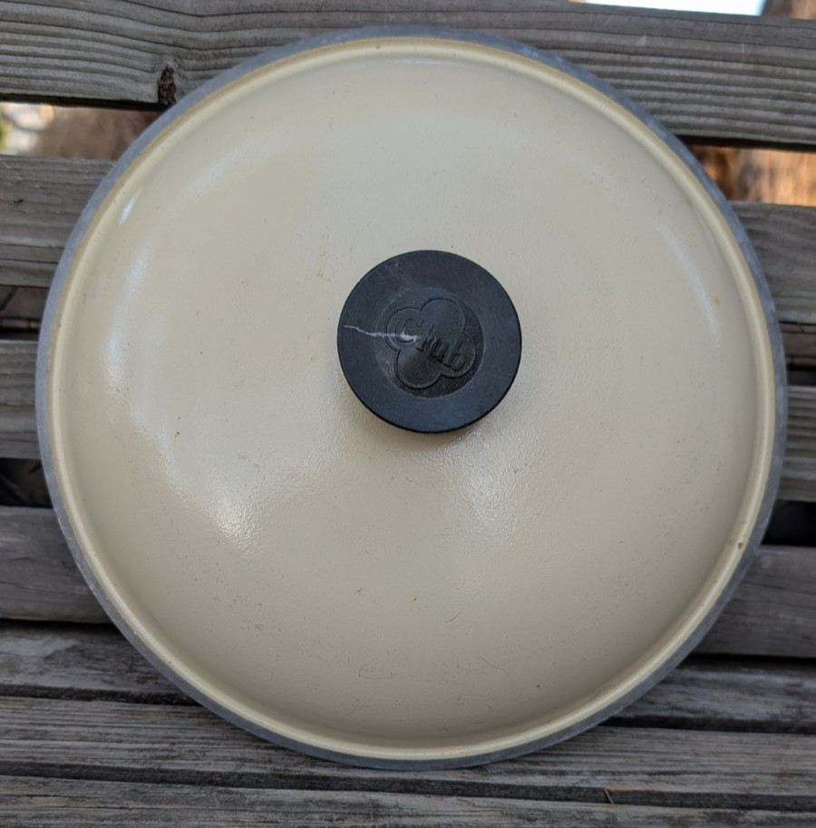 Club – Aluminum -10 Inch Replacement Lid – Light Yellow Creme Harvest Gold Ivory