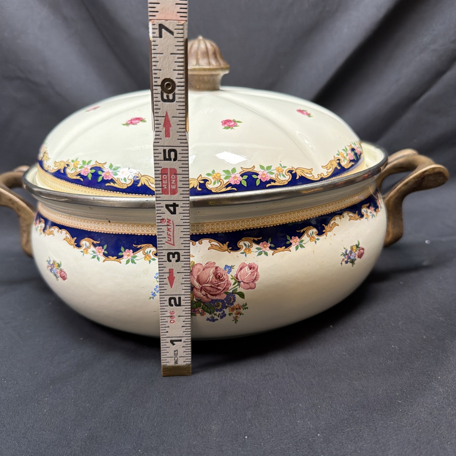 ASTA (Fissler) enamel Steel Casserole/Dutch Oven W/Brass Handles rose Pattern. ￼