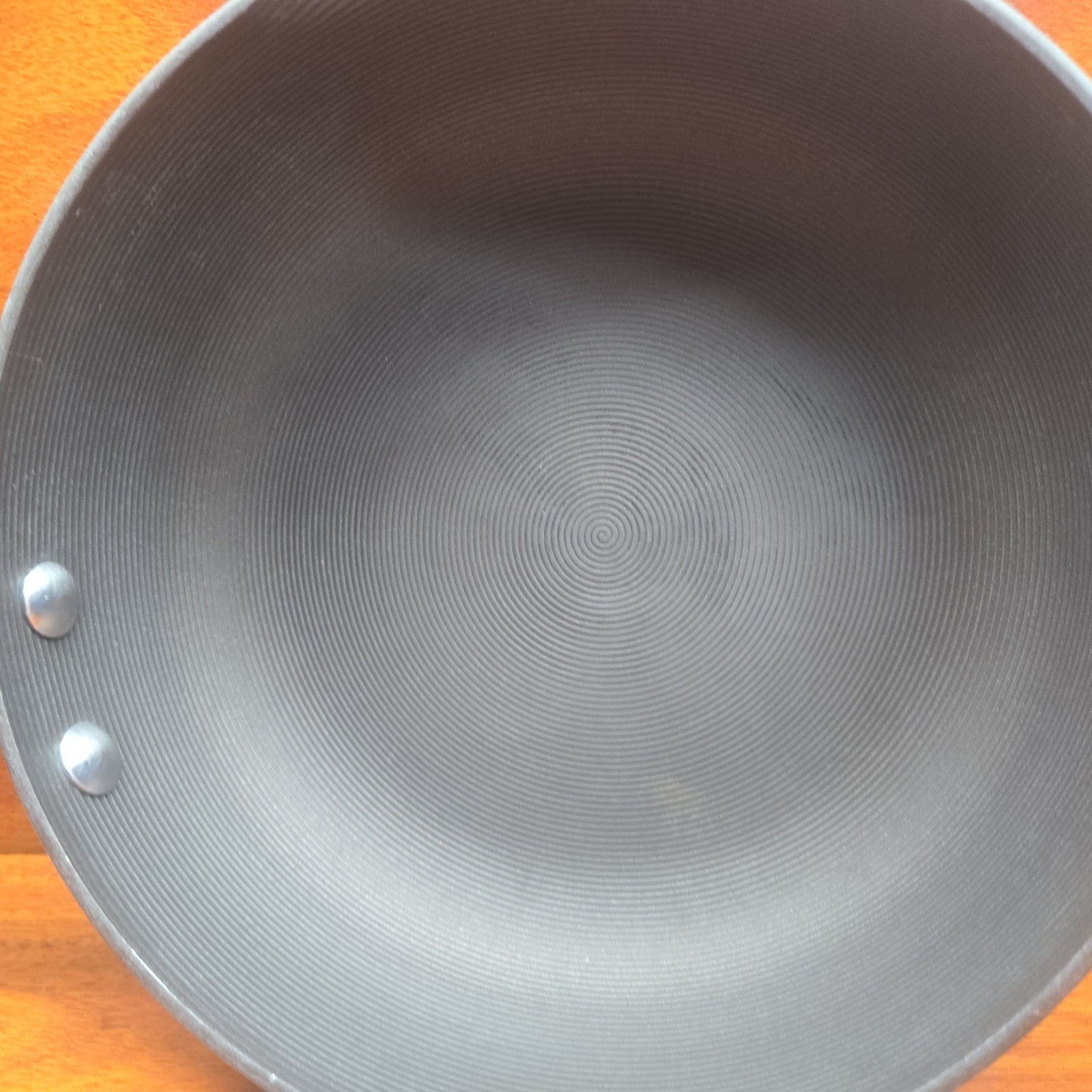 Circulon Nonstick Pan 9″ Frying Skillet Hard Anodized Concentric Circular Ridges